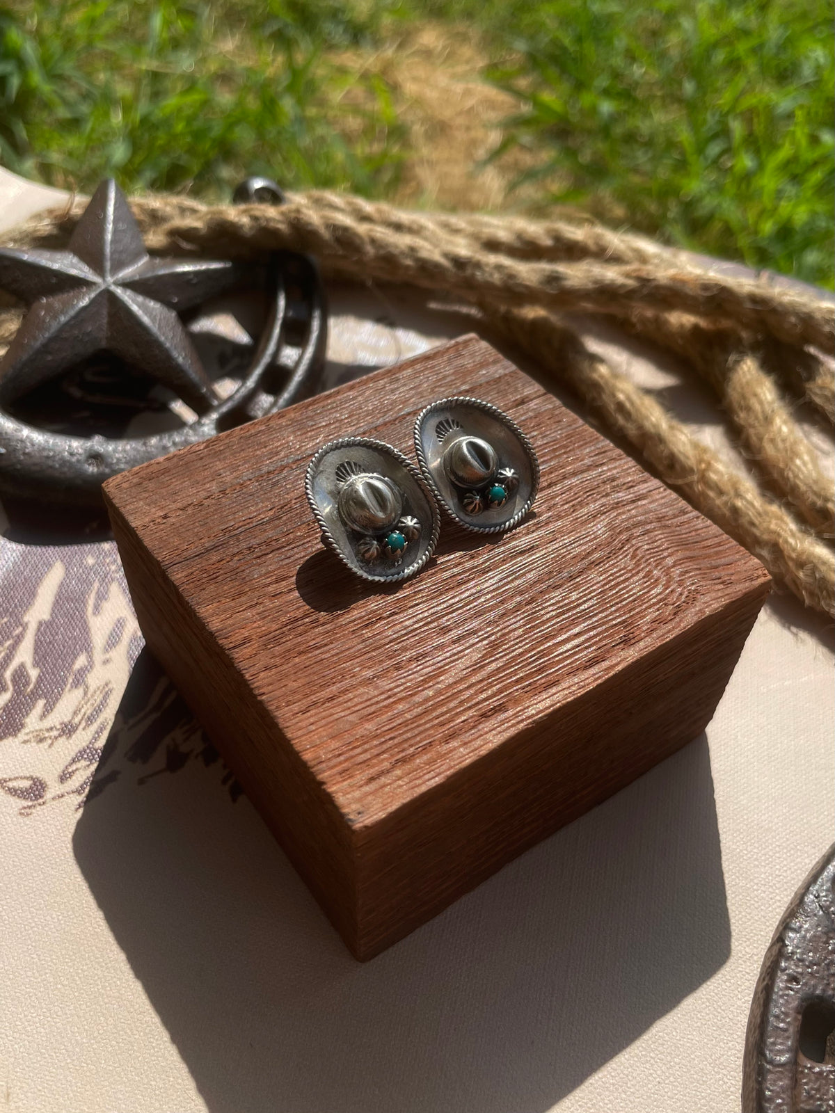 Turquoise Cowboy Hat Stud Earrings | 925 Sterling Silver G712