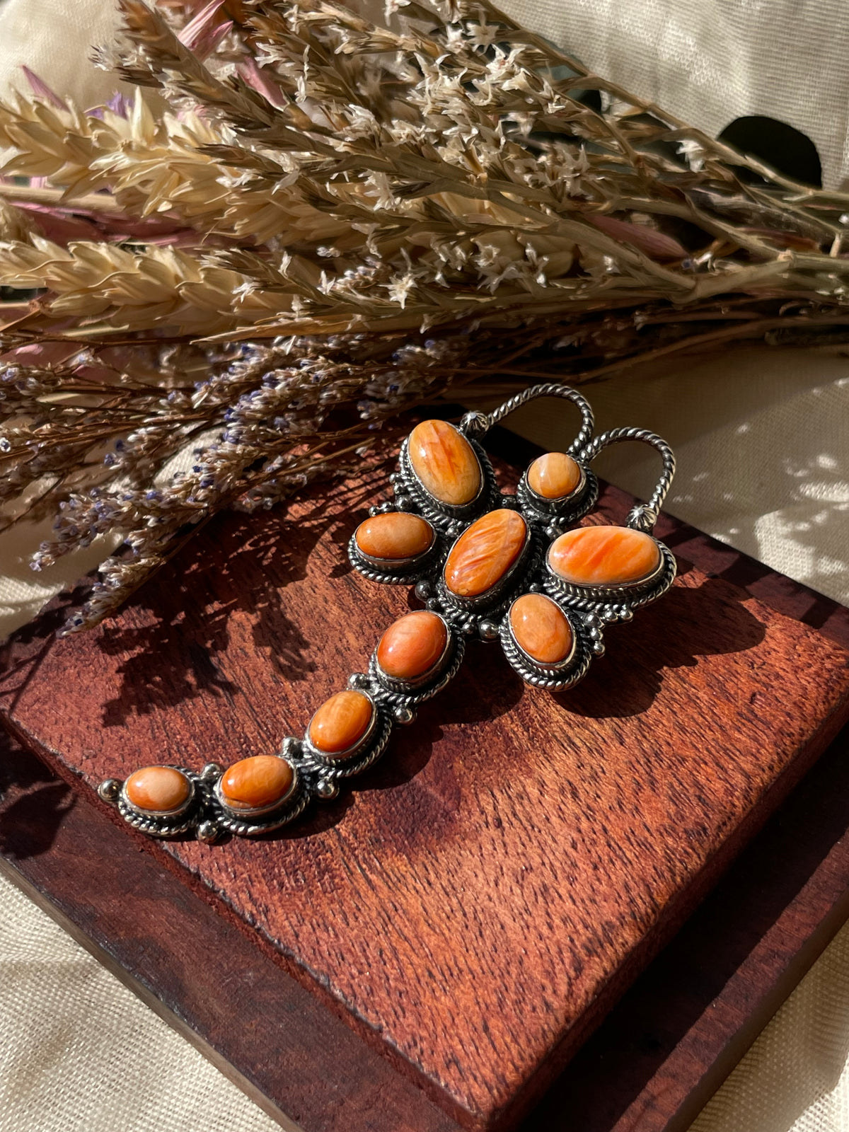 Orange Spiny Oyster Dragonfly Pendant | 925 Sterling Silver D326
