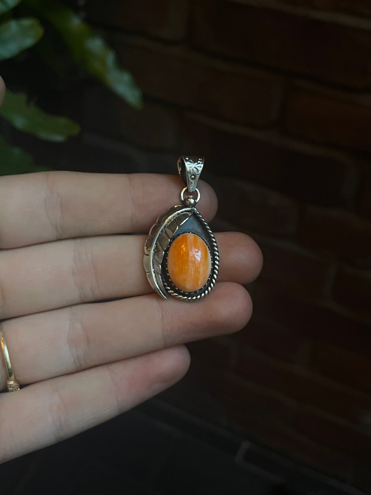 Spiny Oyster Feather Pendant | 925 Sterling Silver C914