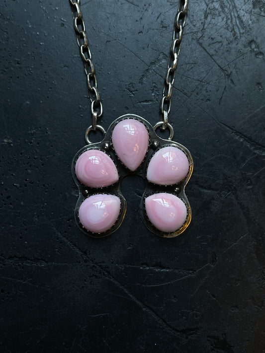 Pink Conch Naja Necklace | 925 Sterling Silver E342