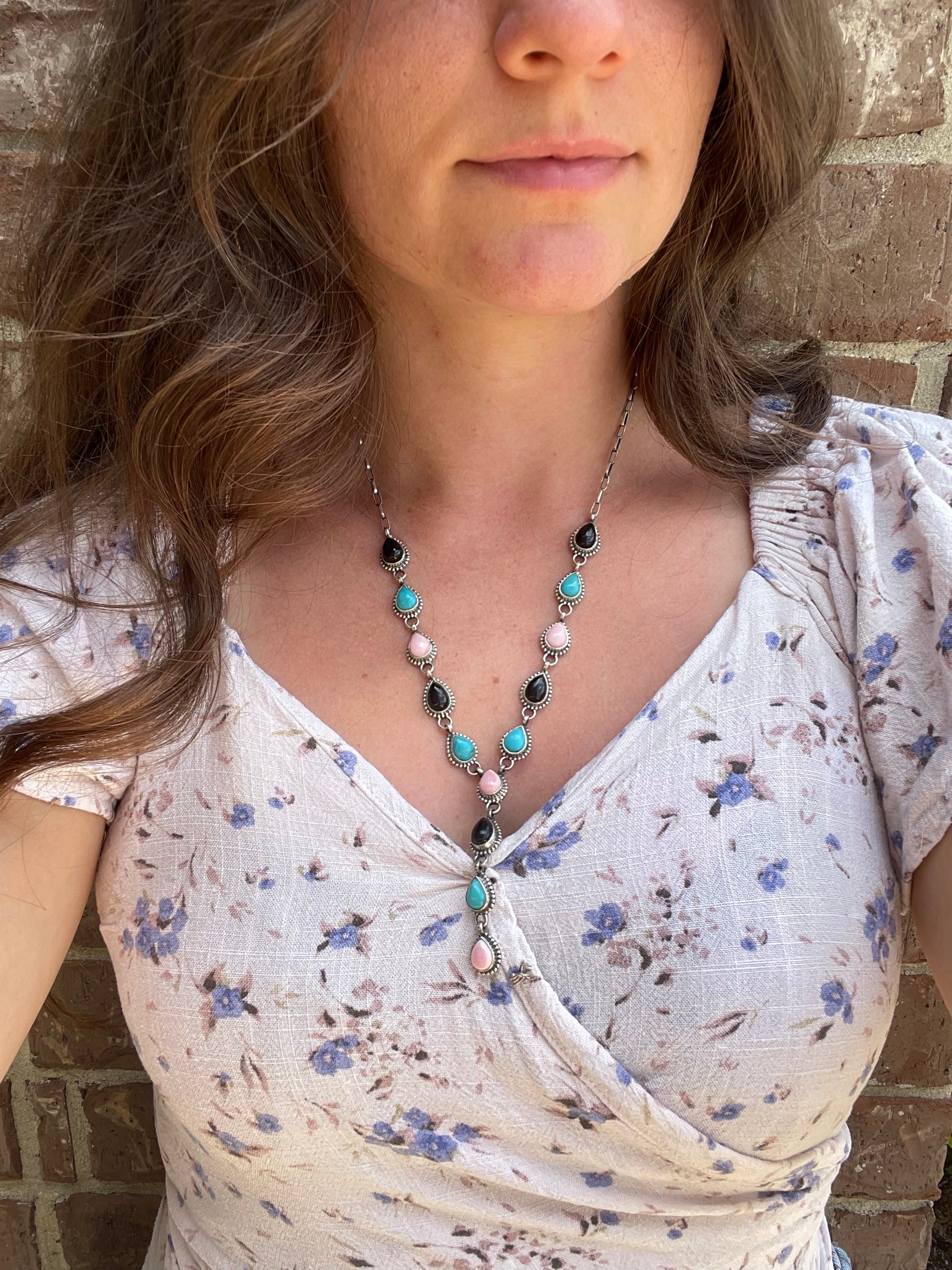 Pink Conch Turquoise & Black Onyx Lariat Necklace | Silver G414