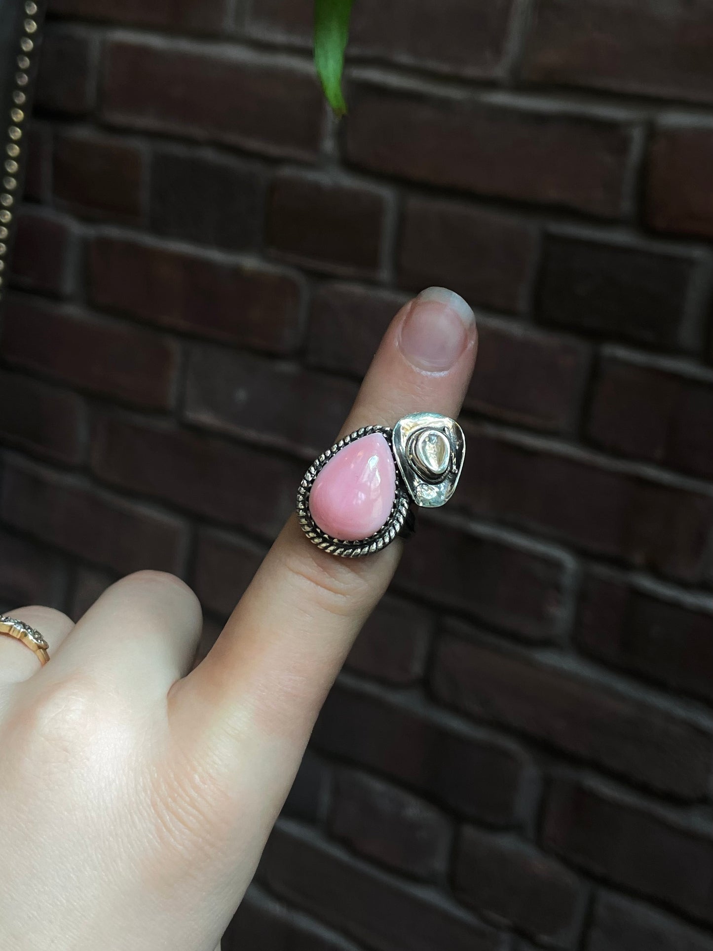 Pink Conch Hat Ring | 925 Sterling Silver | Size 7 E287