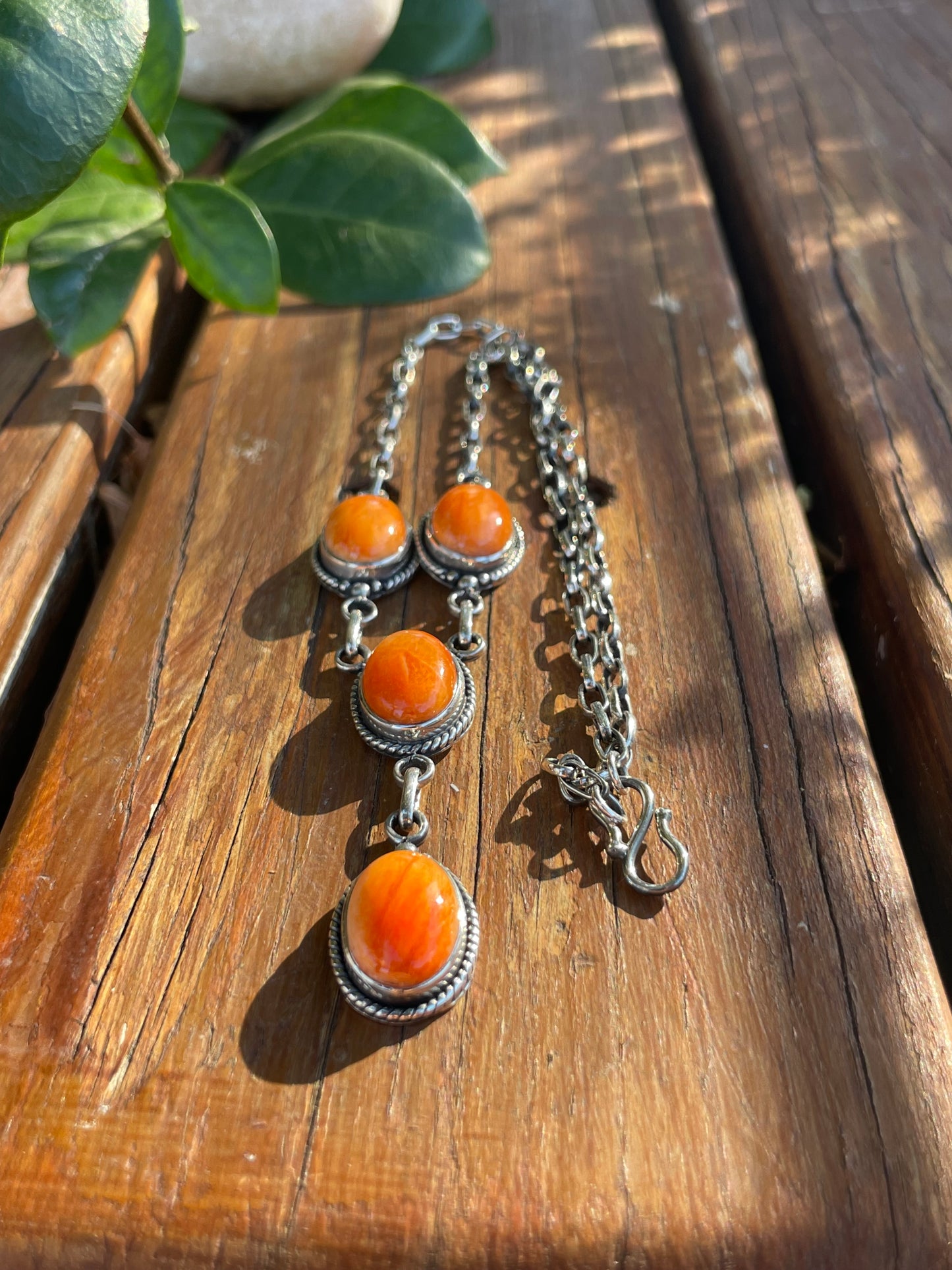 Spiny Oyster Vertical Pendant Necklace | Sterling Silver 925 | B896