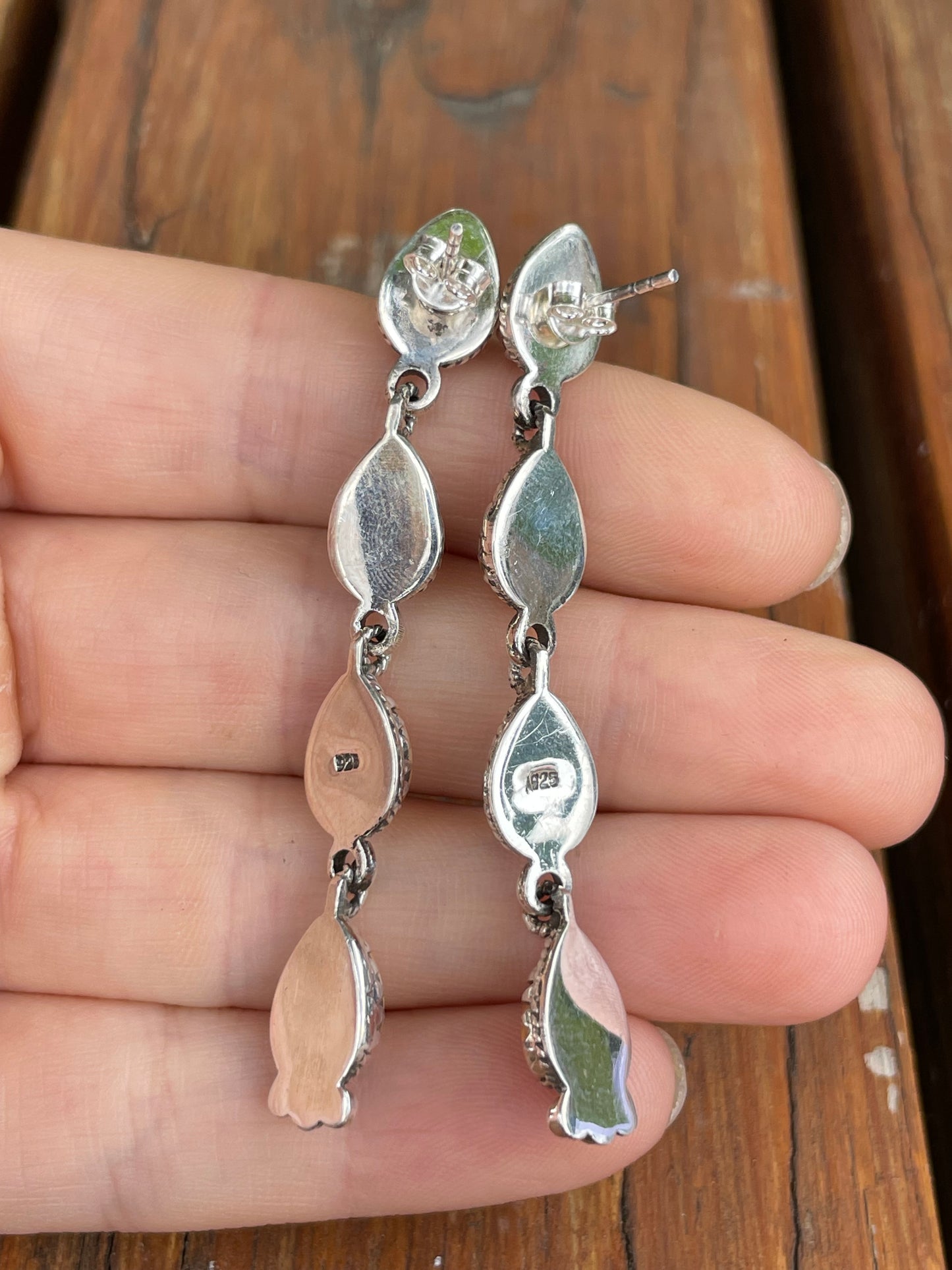 Spiny Oyster Drop Stud Earrings | 925 Sterling Silver B956
