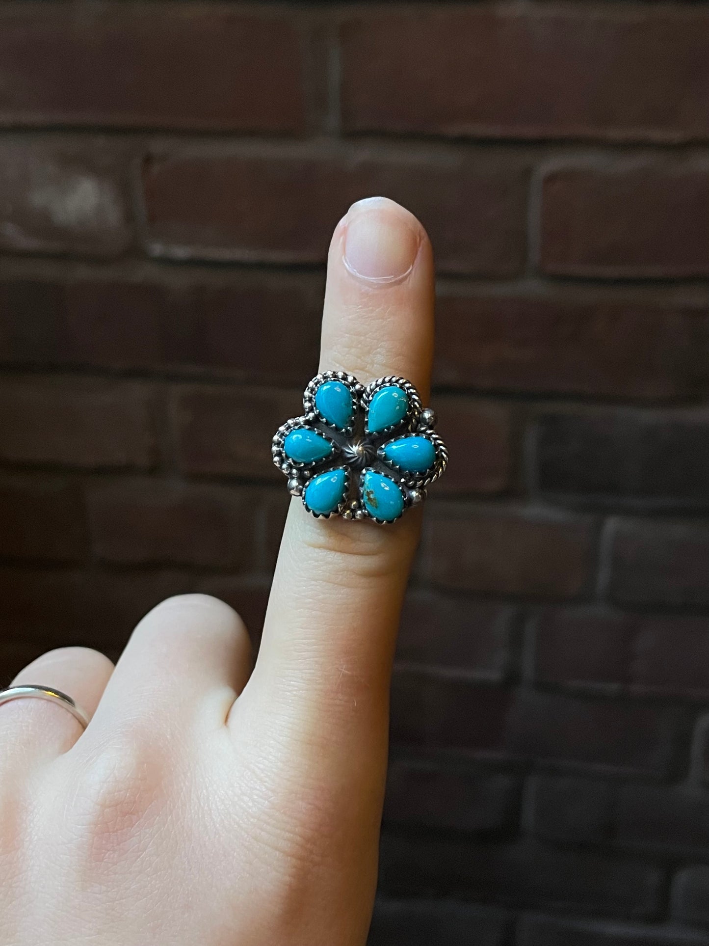 Kingman Turquoise Flower Cluster Ring | Sterling Silver | Size 7 | A043