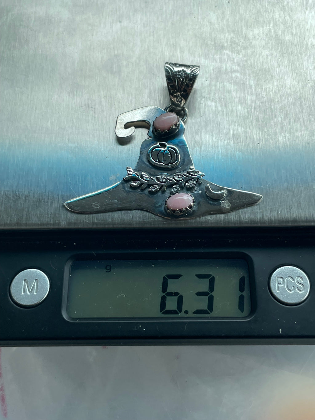 Pink Conch Hat Pendant | 925 Sterling Silver B626