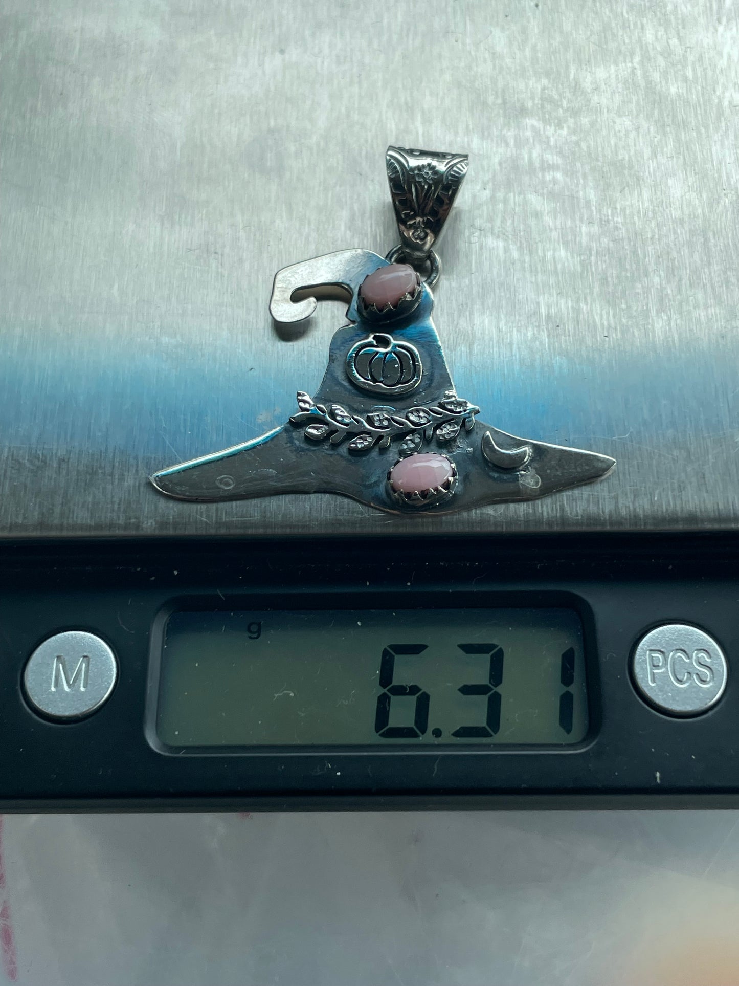 Pink Conch Hat Pendant | 925 Sterling Silver B626