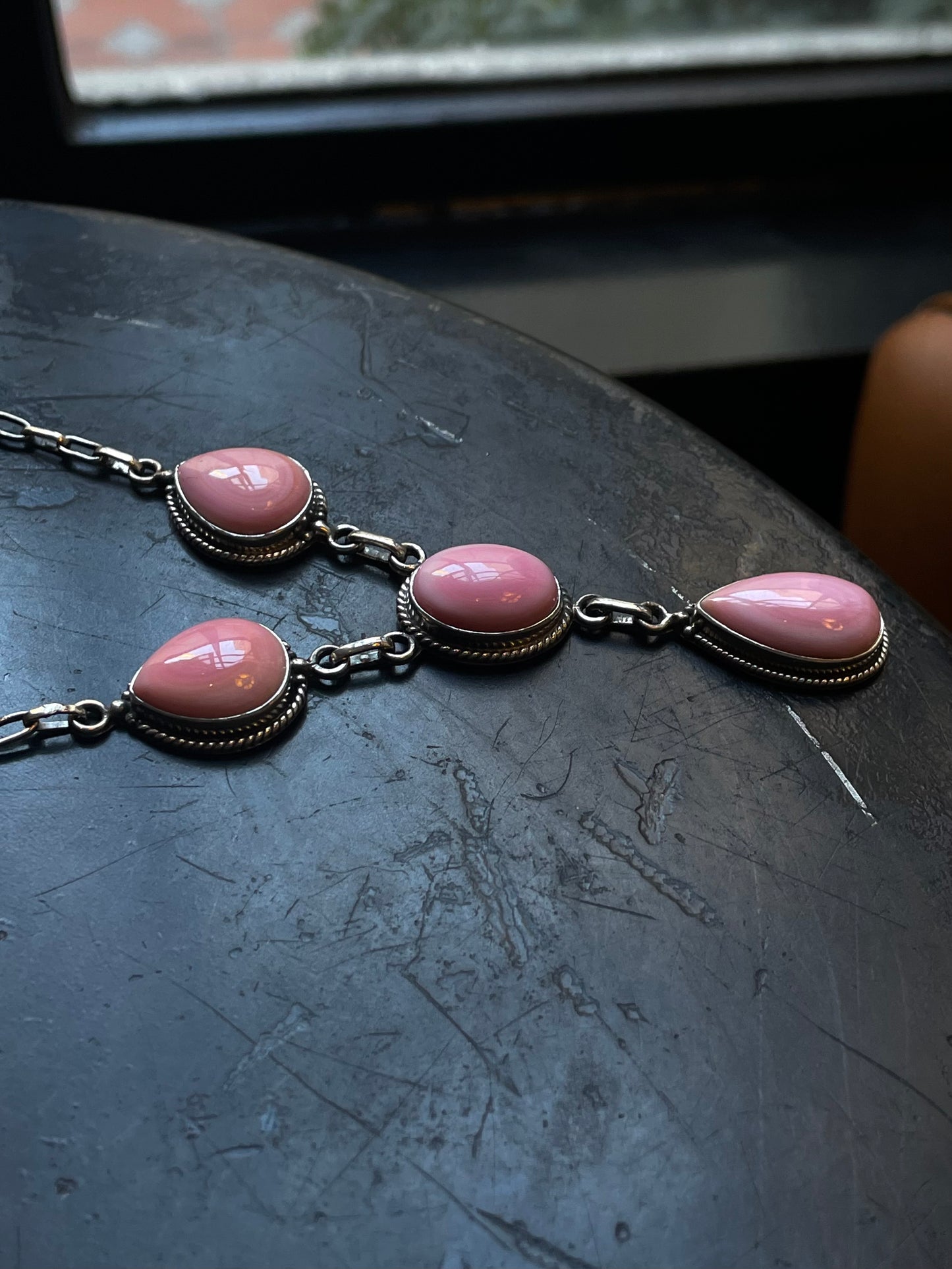 Pink Conch Lariat Necklace | Teardrop Station Drop | 925 Silver E584