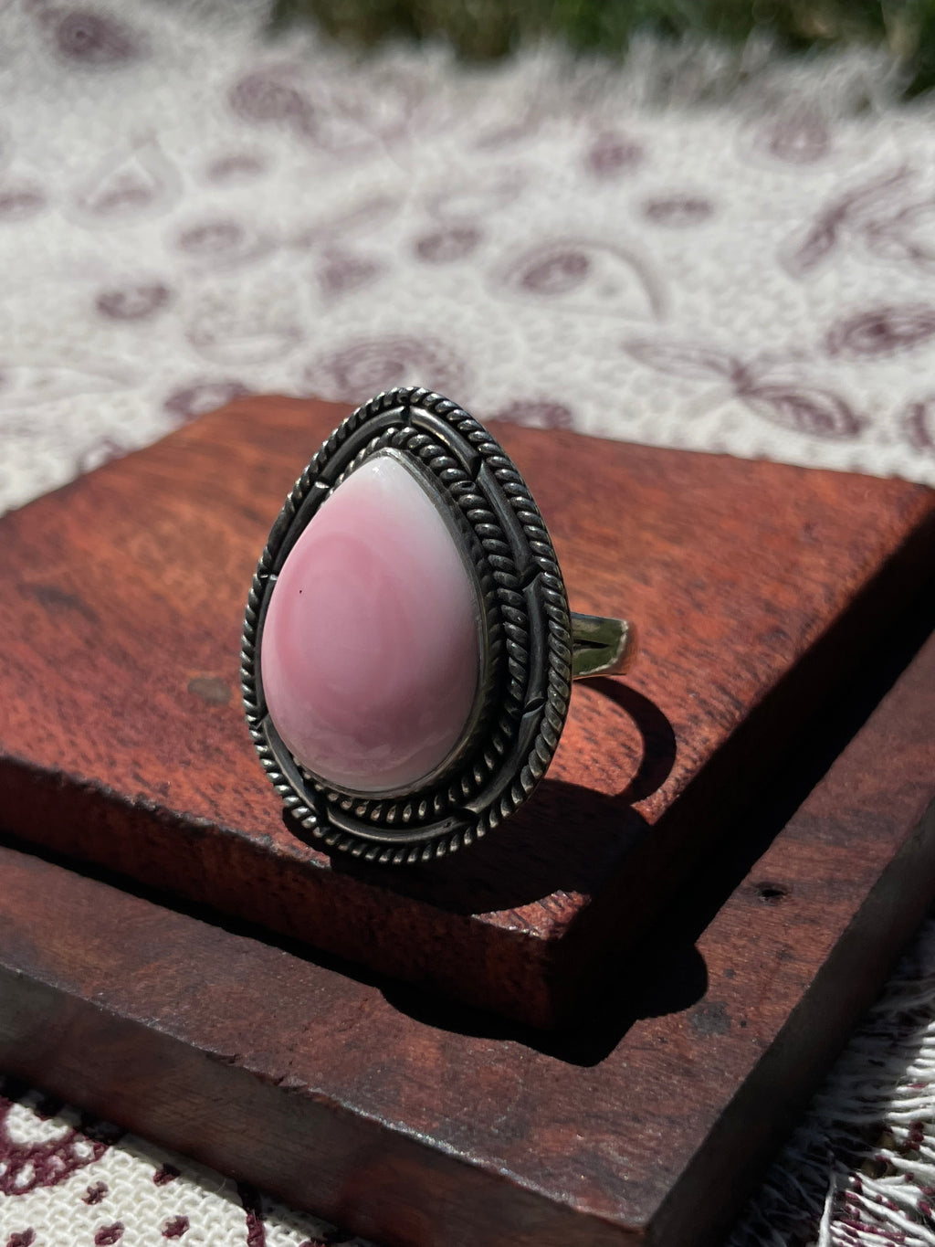 Pink Conch Teardrop Ring | 925 Sterling Silver Size 7.5 D302