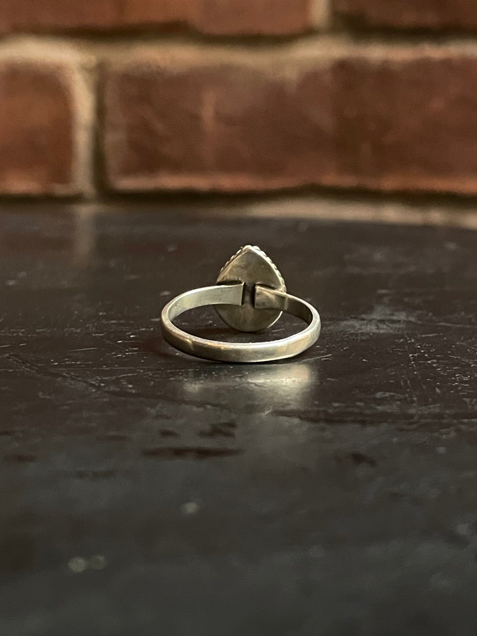 Spiny Oyster Ring Size 9 | 925 Sterling Silver G229