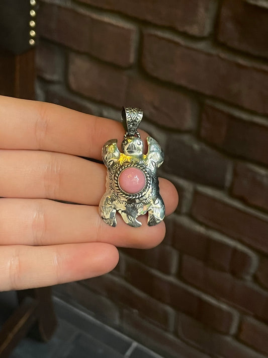 Pink Conch Turtle Pendant | 925 Sterling Silver C516