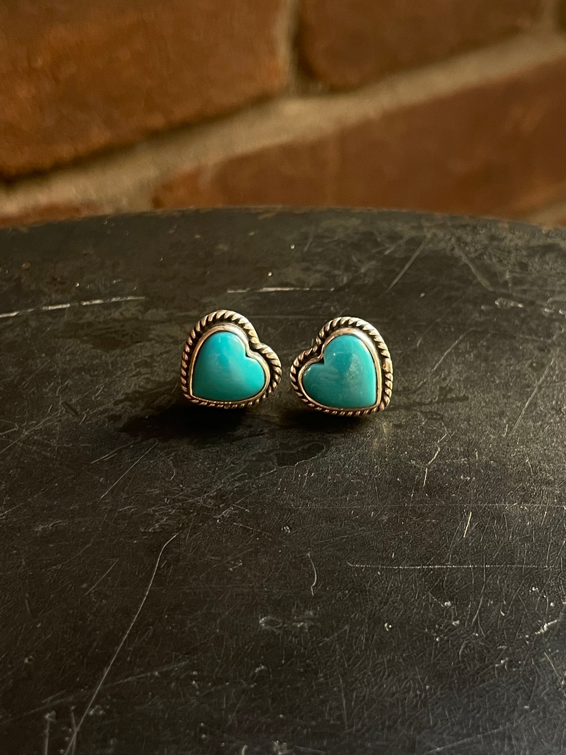 Kingman Turquoise Heart Stud Earrings | 925 Sterling Silver G664