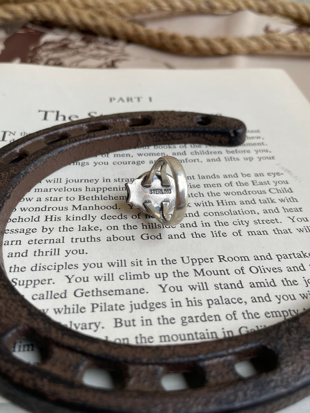 Spiny Oyster Ring Size 7 | 925 Sterling Silver G795