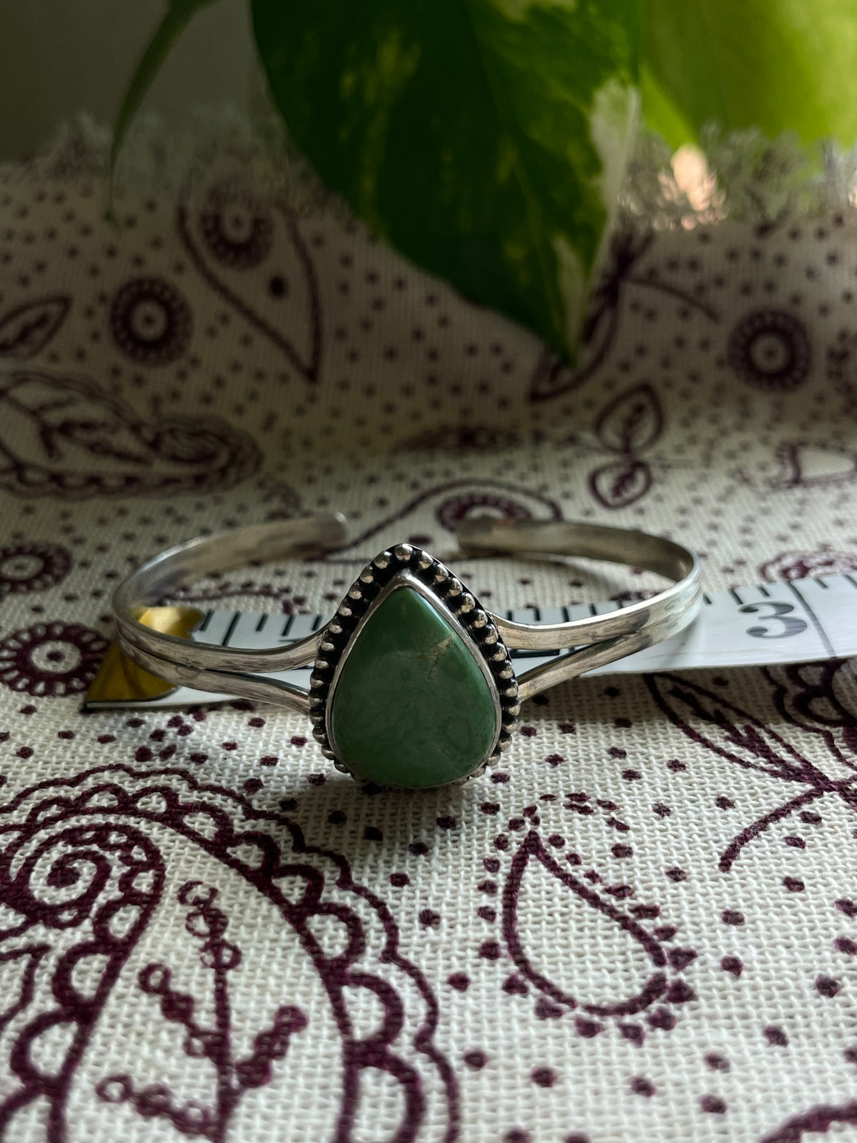 Green Turquoise Teardrop Cuff Bracelet | 925 Sterling Silver D282