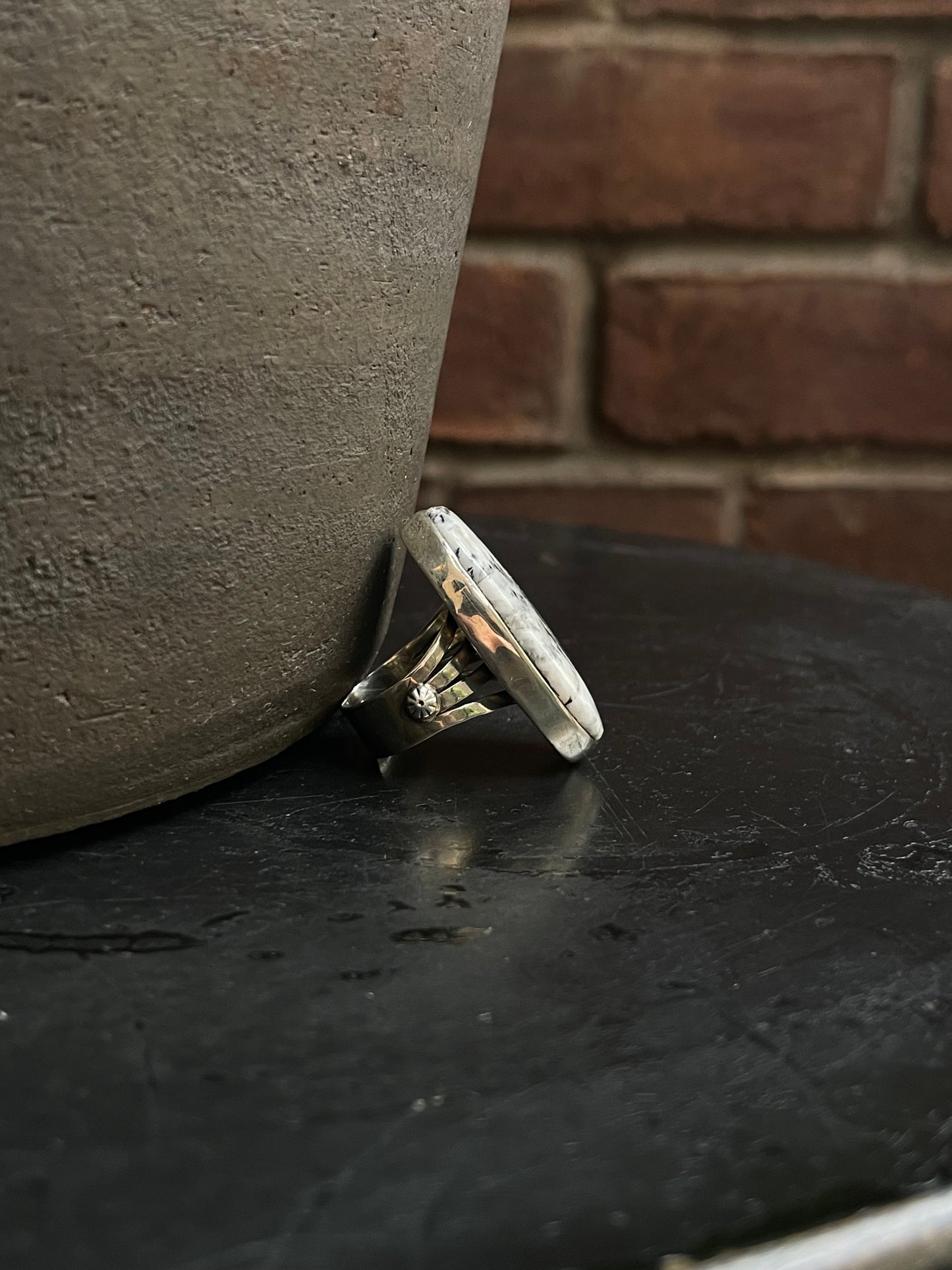 White Buffalo Ring | 925 Sterling Silver Size 7 E202