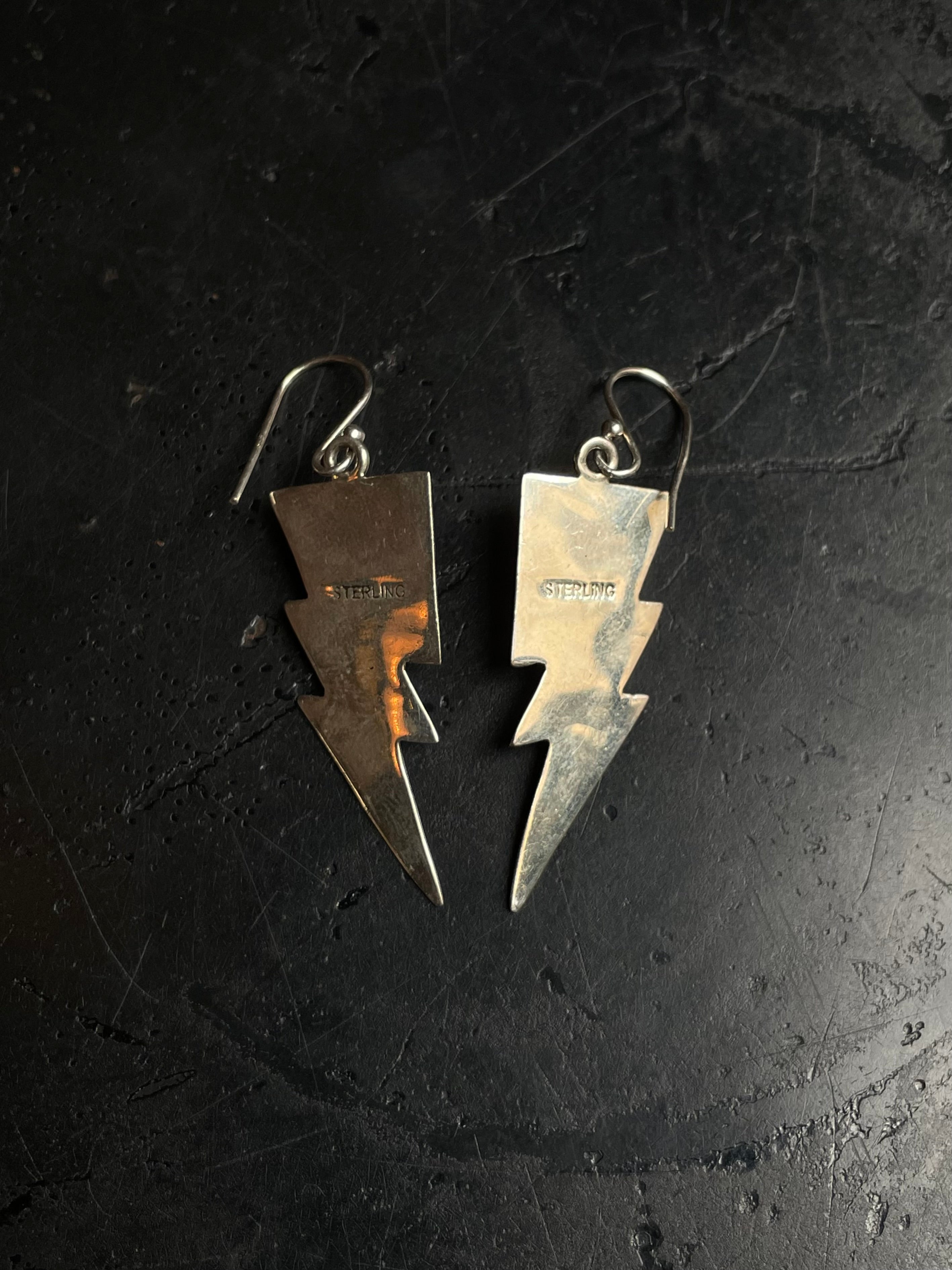 Spiny Oyster Lightning Bolt Dangle Earrings | 925 Sterling Silver C969