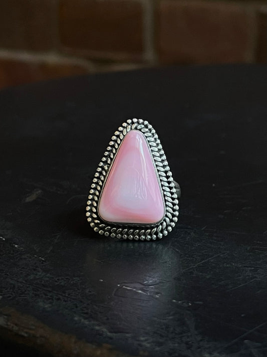 Triangle Shaped Pink Conch Ring | Sterling Silver | Size 8 | A752