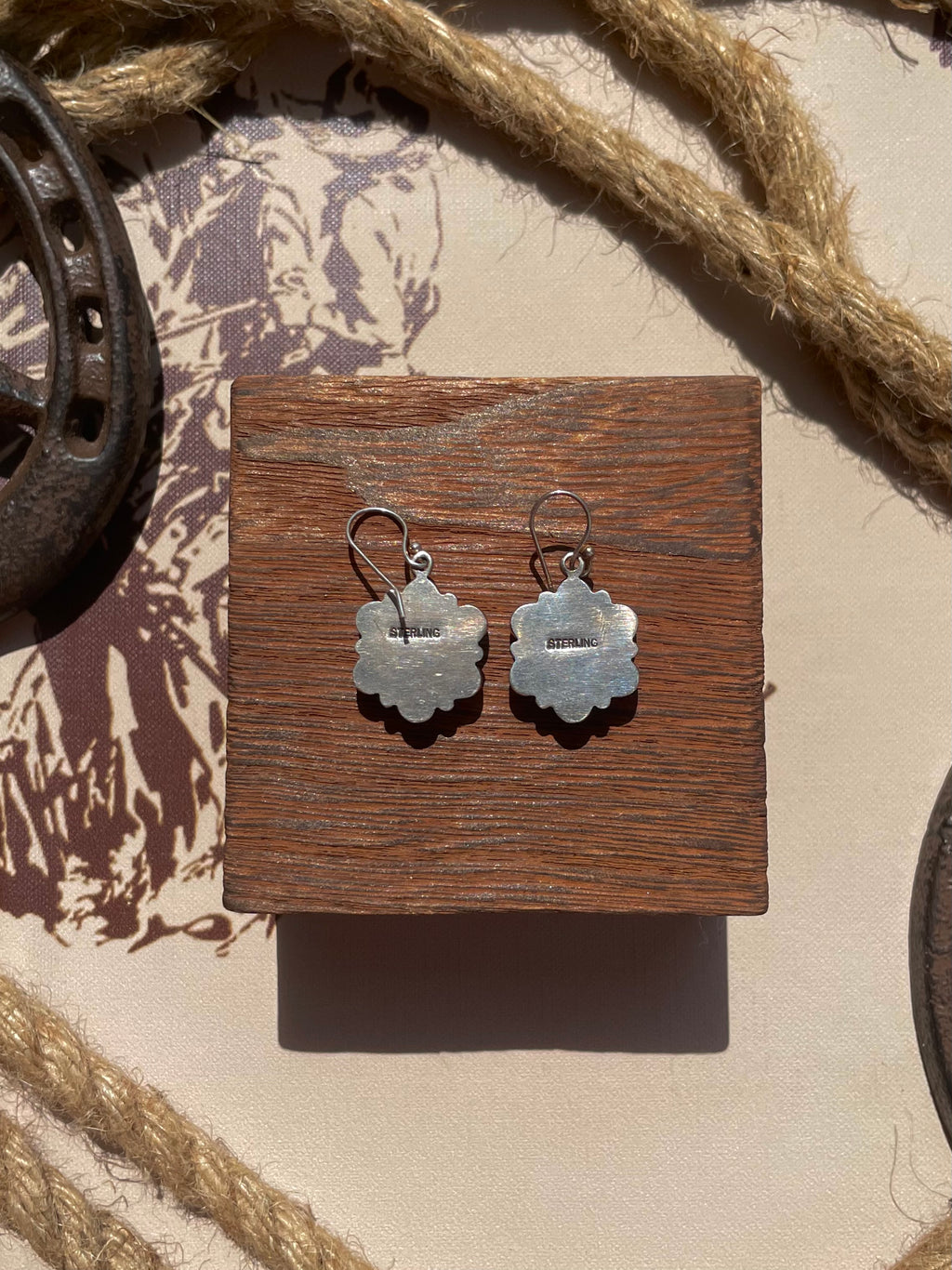 Spiny Oyster Flower Dangle Earrings | 925 Sterling Silver G717