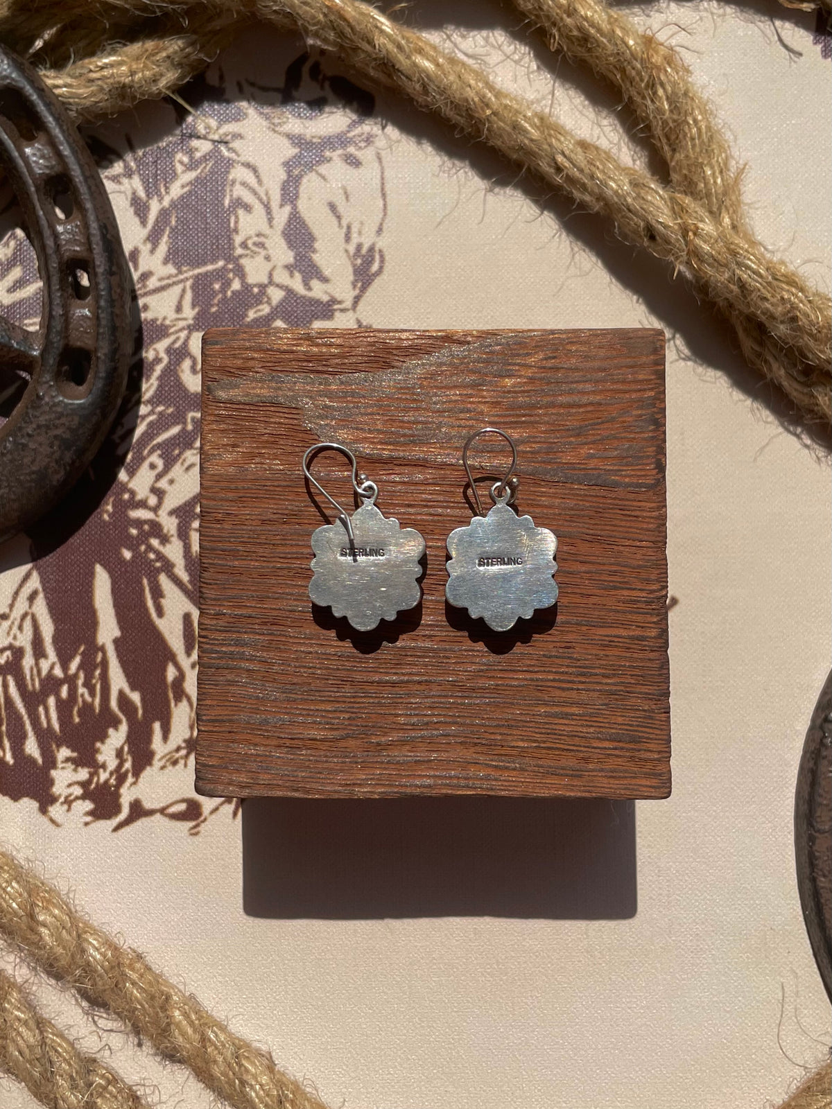 Spiny Oyster Flower Dangle Earrings | 925 Sterling Silver G717