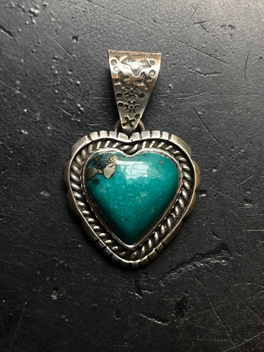 Turquoise Heart Pendant | 925 Sterling Silver E700