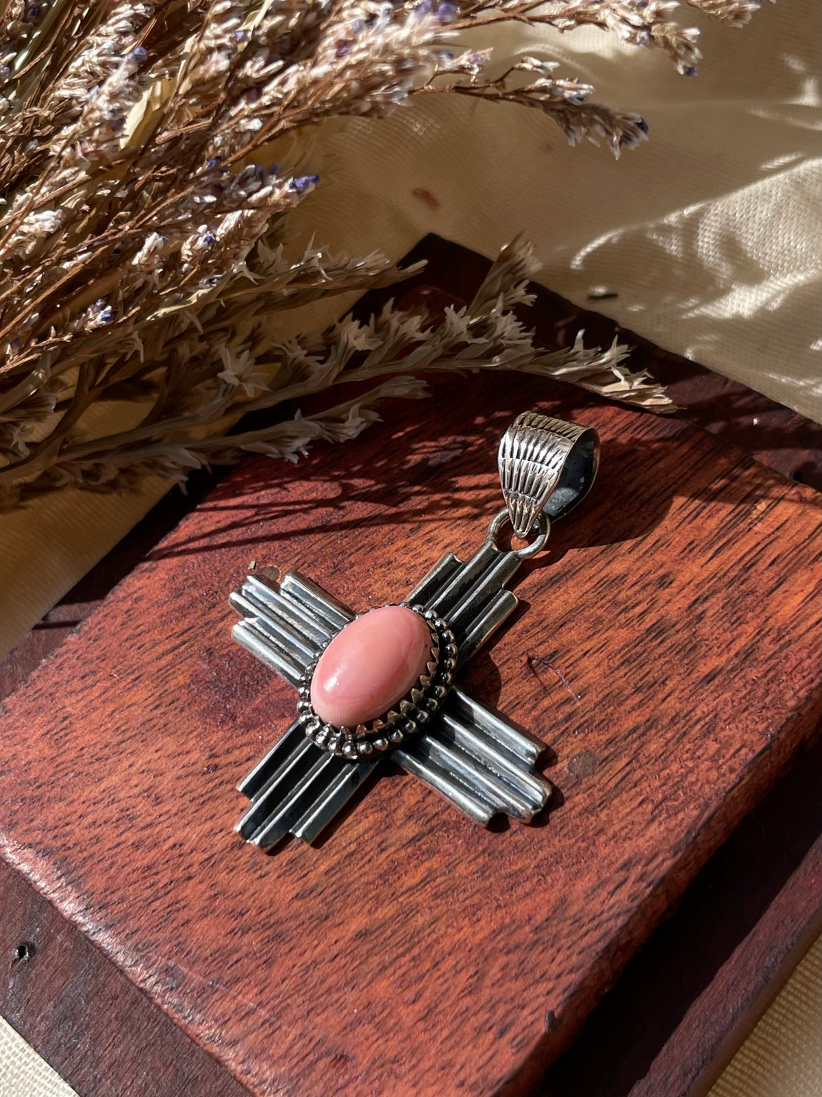 Pink Conch Cross Pendant | 925 Sterling Silver E236