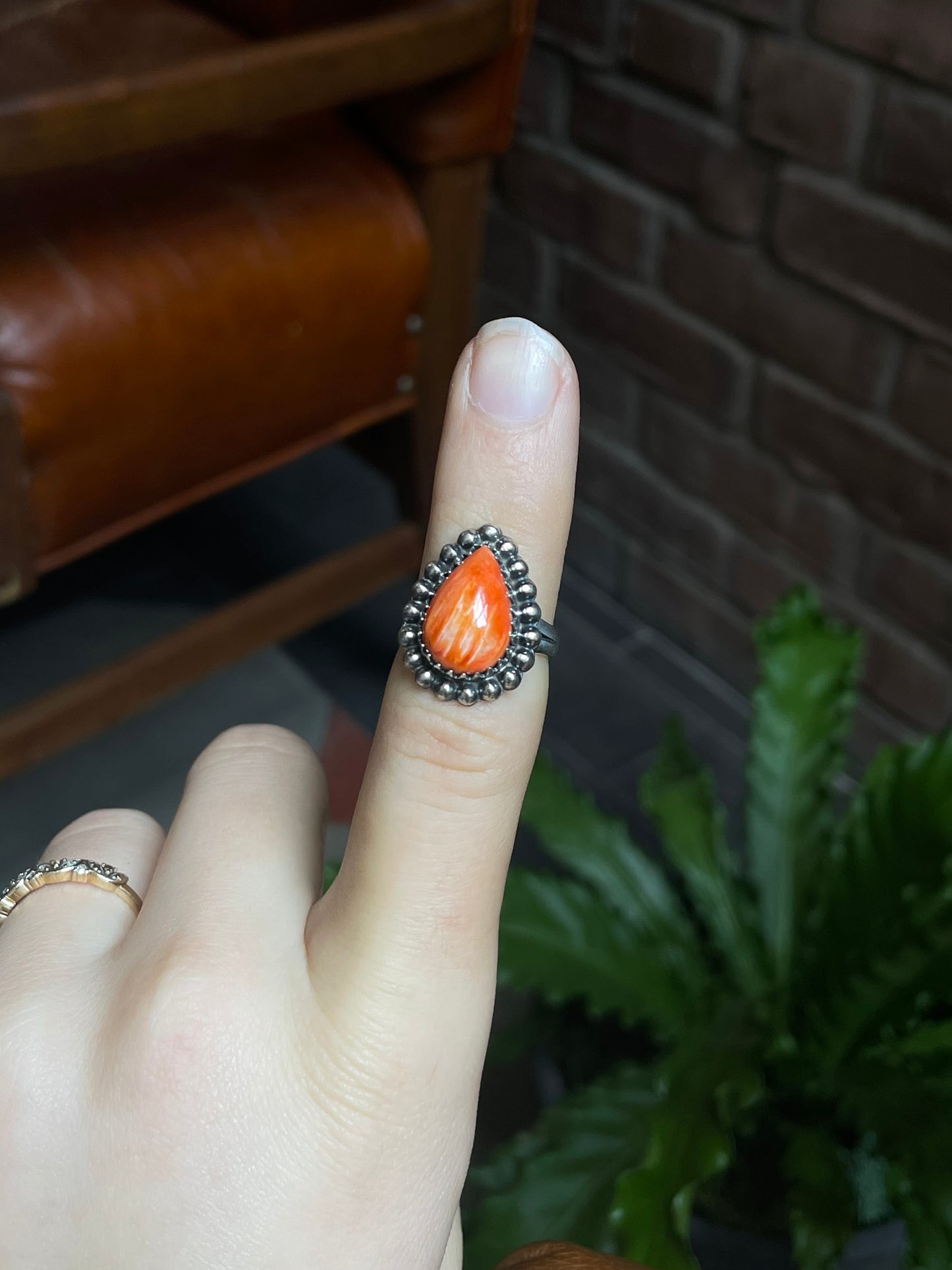 Spiny Oyster Tear Drop Ring | 925 Sterling Silver Size 6 E450