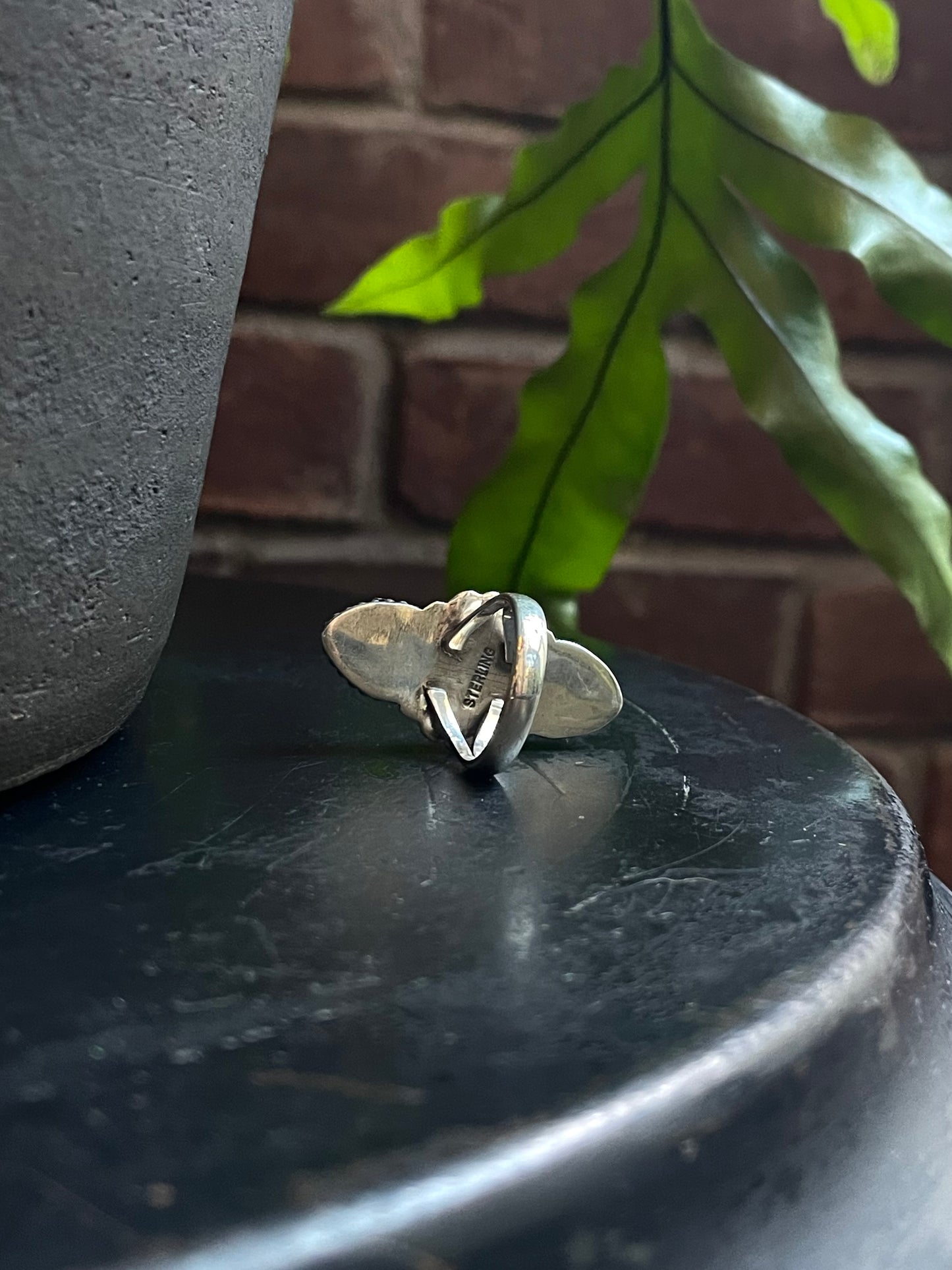 Spiny Oyster 3 Stone Ring Size 7 | 925 Sterling Silver C566