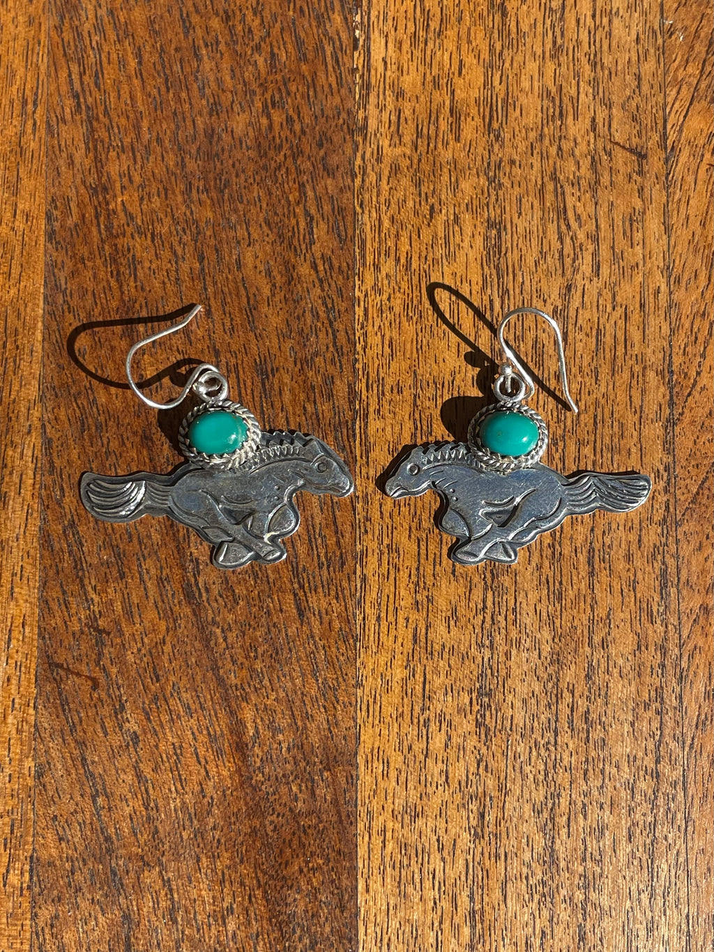 Kingman Turquoise Horse Dangle Earrings | 925 Sterling Silver C836