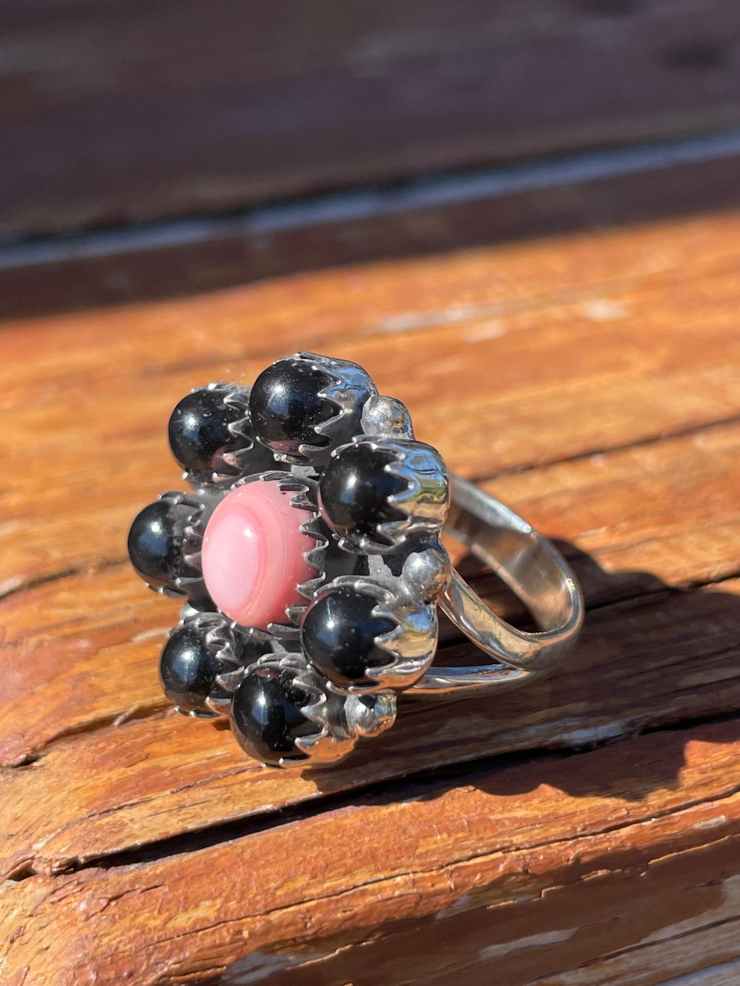 Pink Conch & Black Onyx Ring Size 7 | 925 Sterling Silver B942