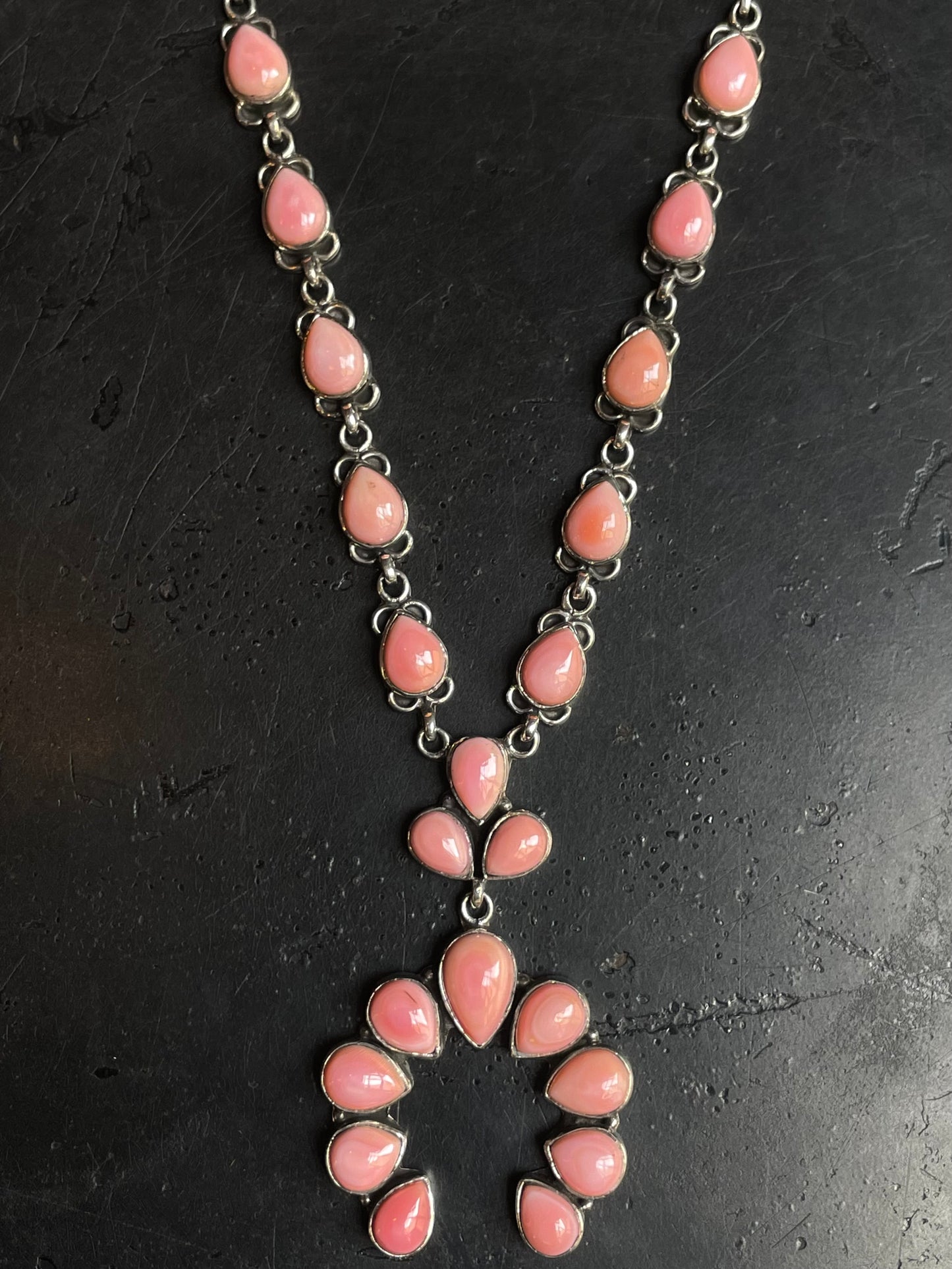 Pink Conch Naja Necklace | Teardrop Link | 925 Silver E557