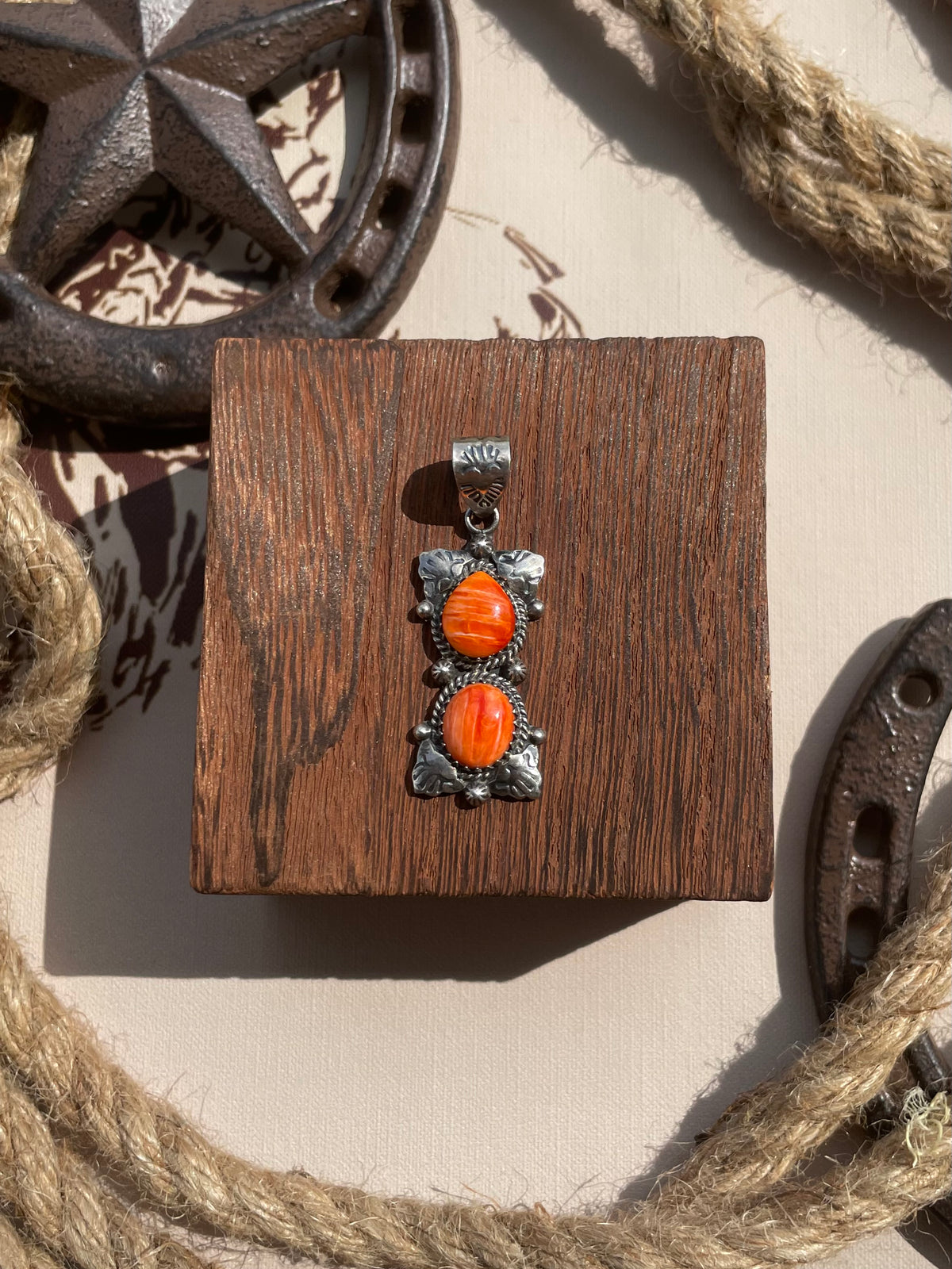 Spiny Oyster Pendant | 925 Sterling Silver G692