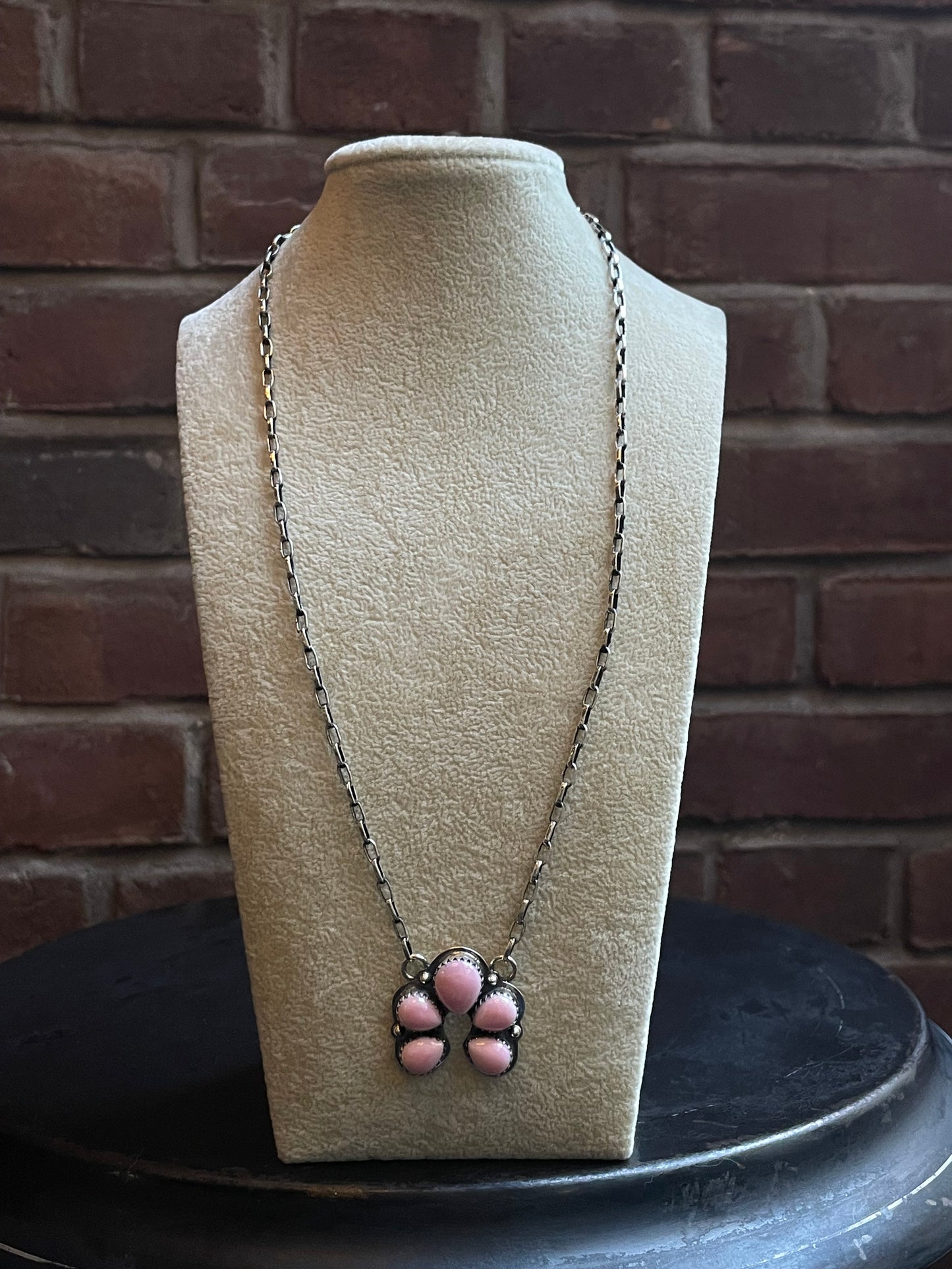 Pink Conch Naja Necklace | 925 Sterling Silver E342