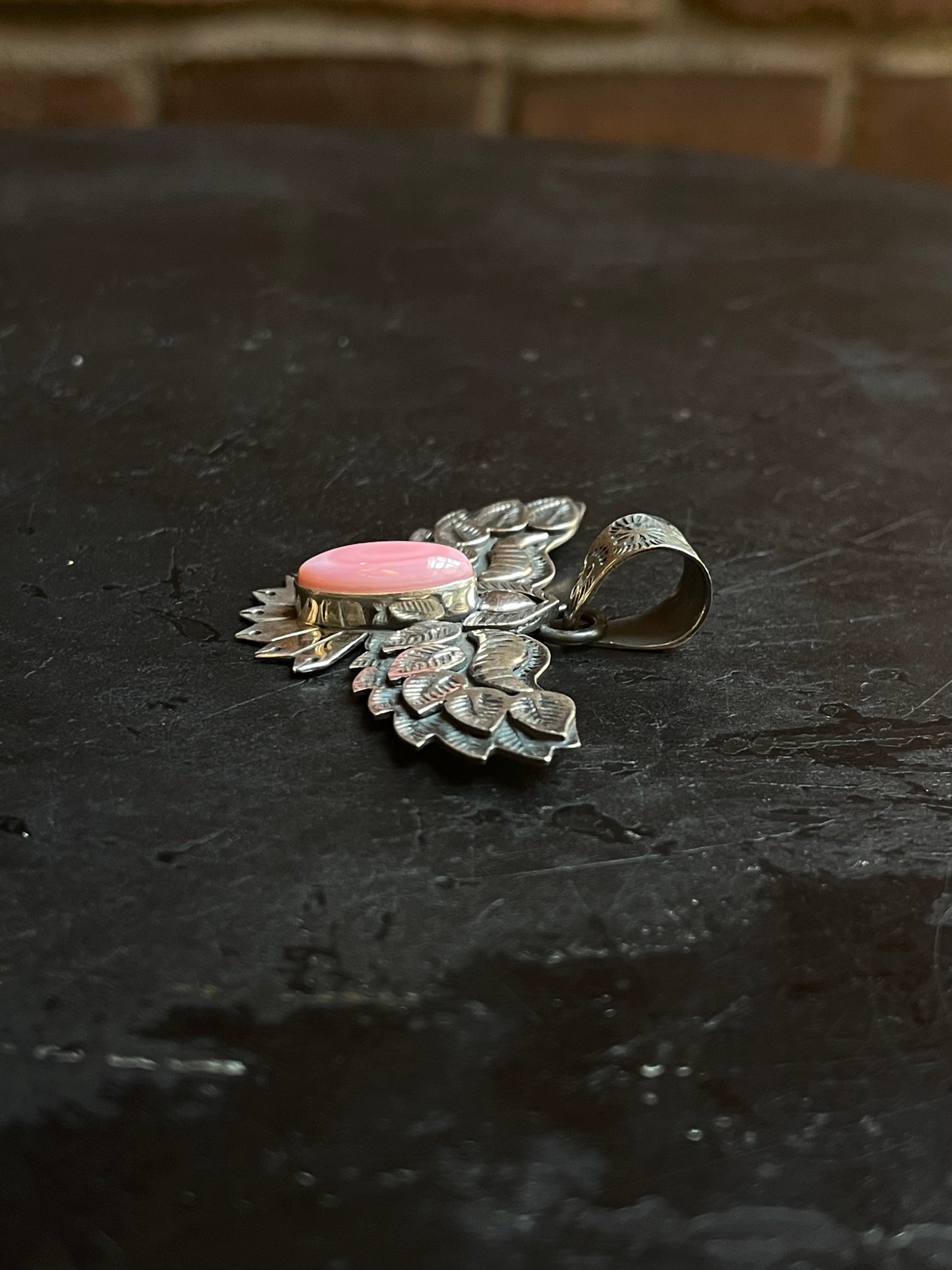 Pink Conch Thunderbird Pendant | Sterling Silver G448