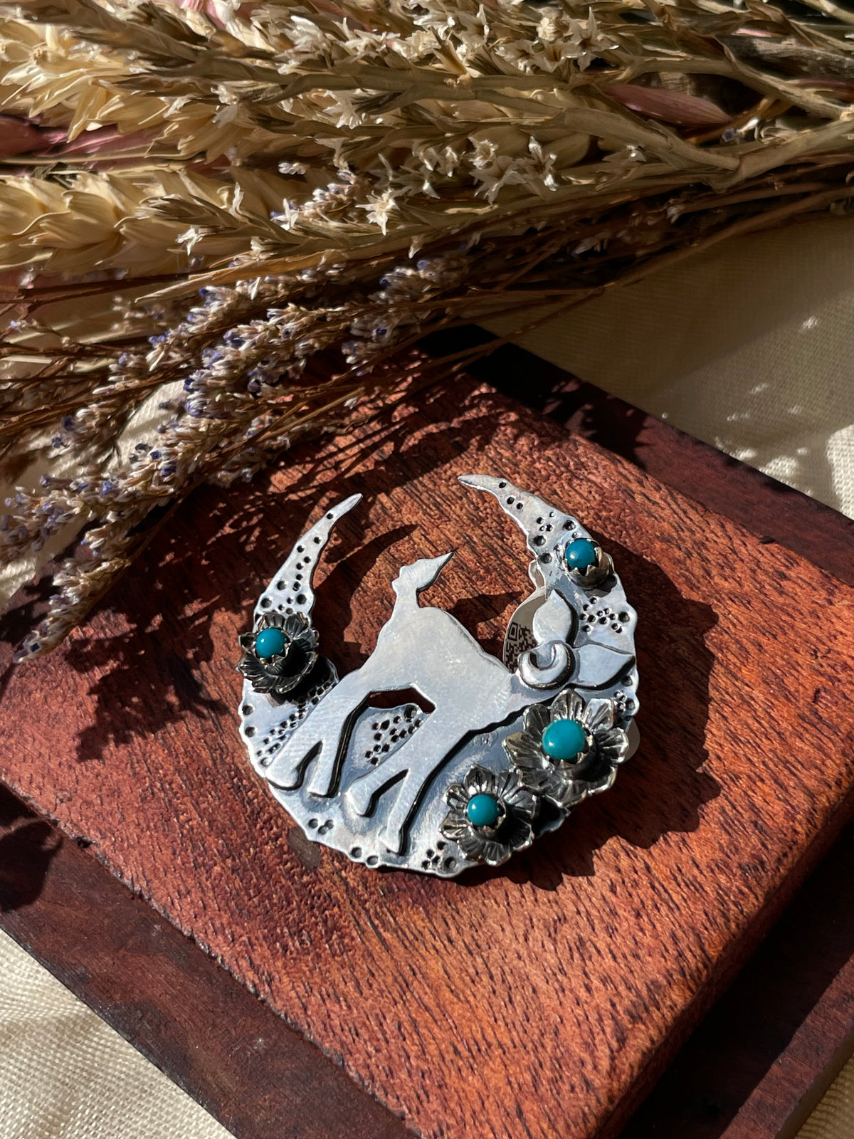 Turquoise Deer Crescent Moon Pendant | 925 Sterling Silver D327