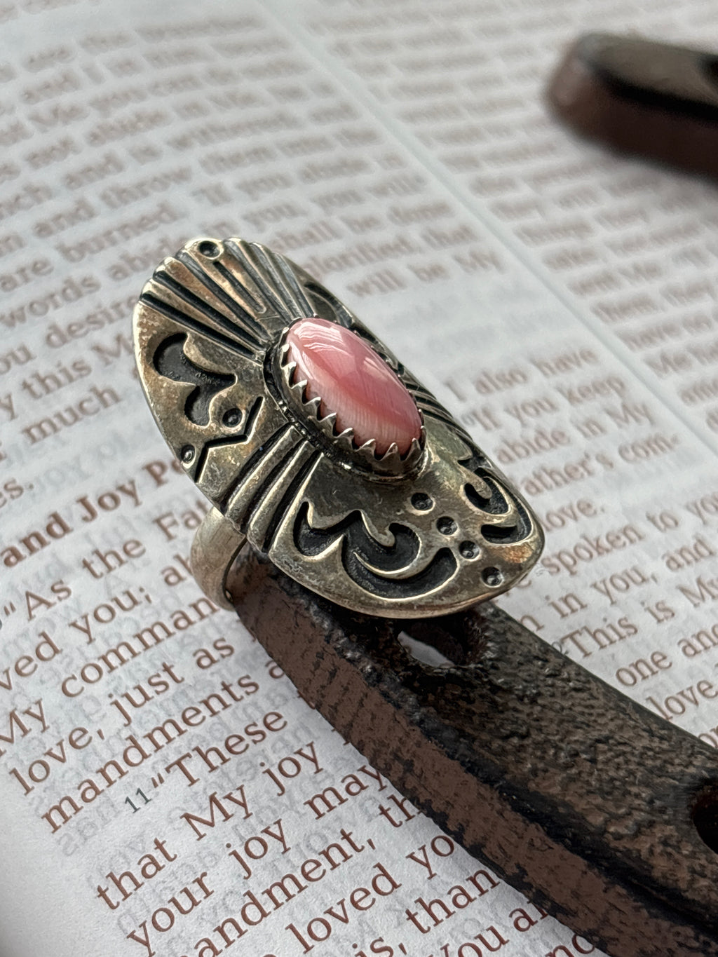 Pink Conch Oval Statement Ring Size 6.5 | 925 Sterling Silver D264