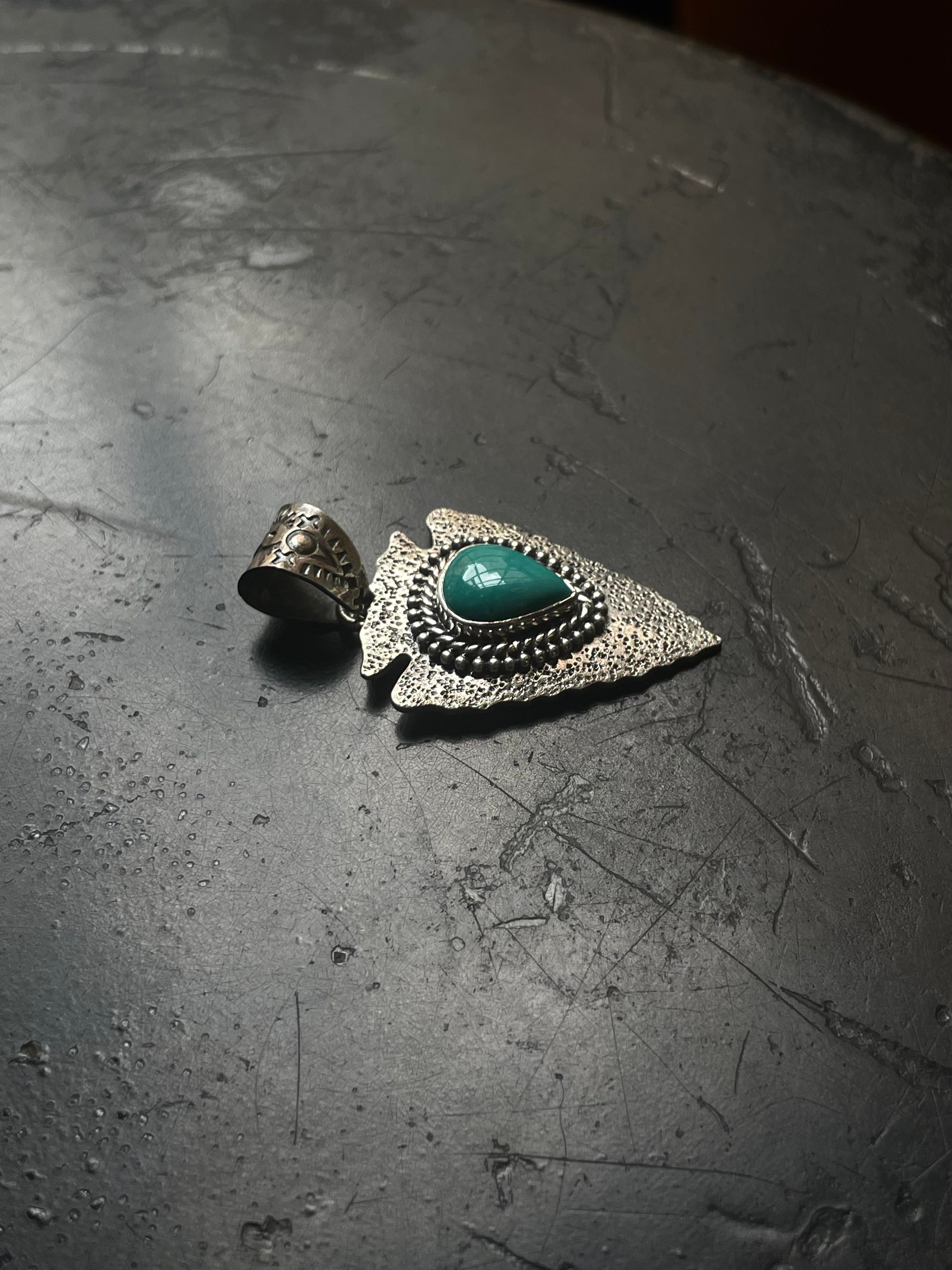Turquoise Arrowhead Pendant | 925 Sterling Silver E710