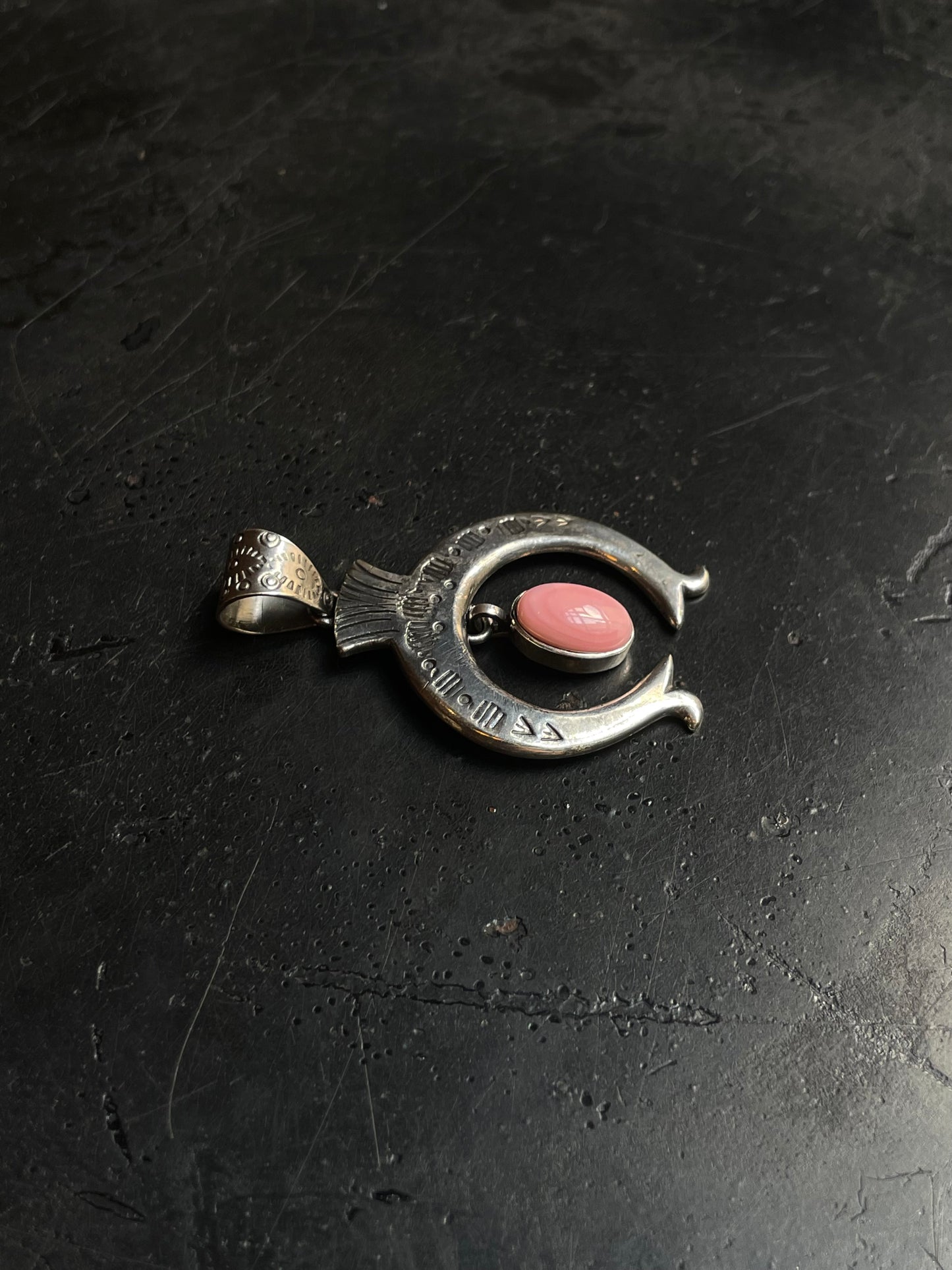 Pink Conch Naja Pendant | 925 Sterling Silver E282