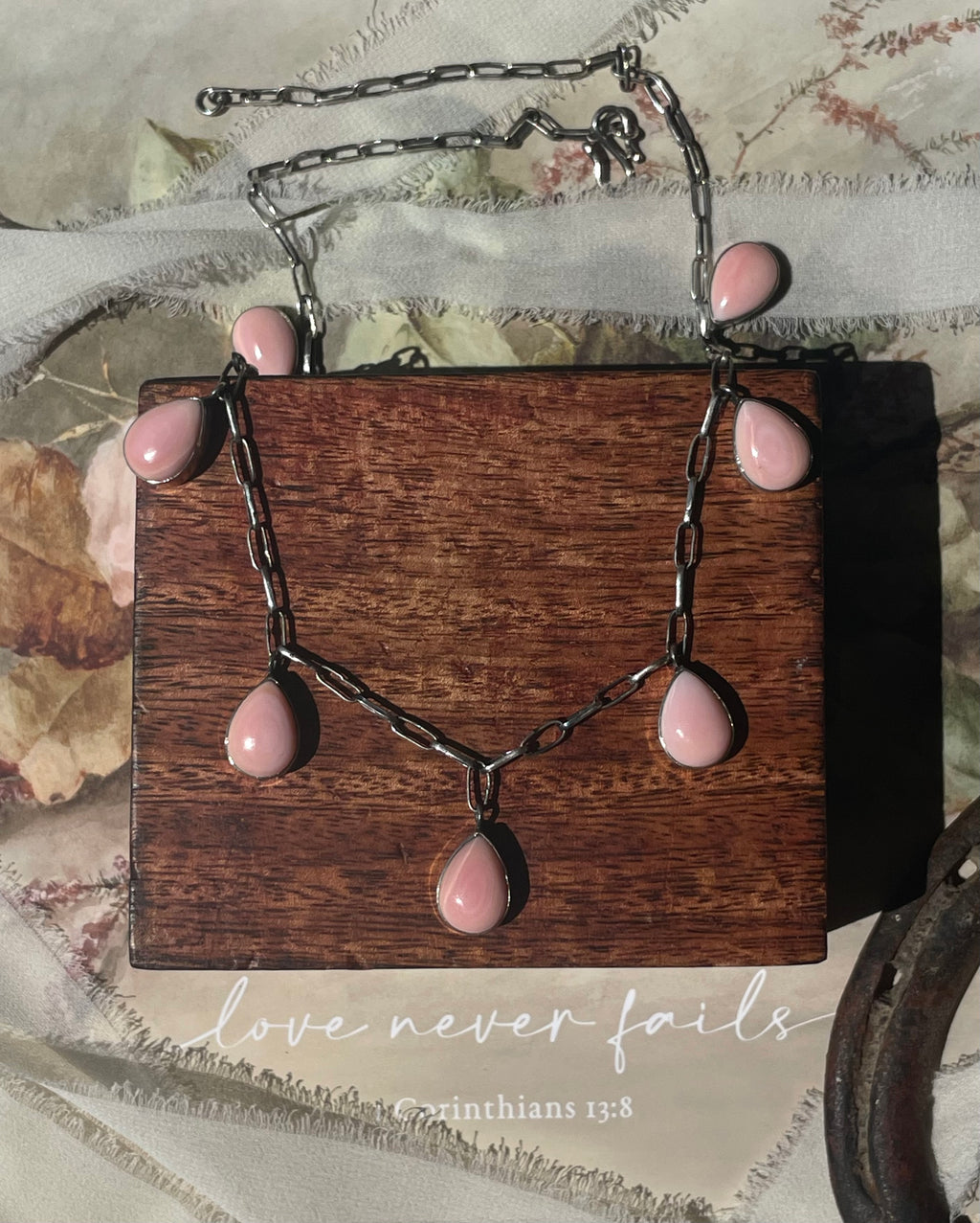 Pink Conch Teardrop Necklace | 925 Sterling Silver D240