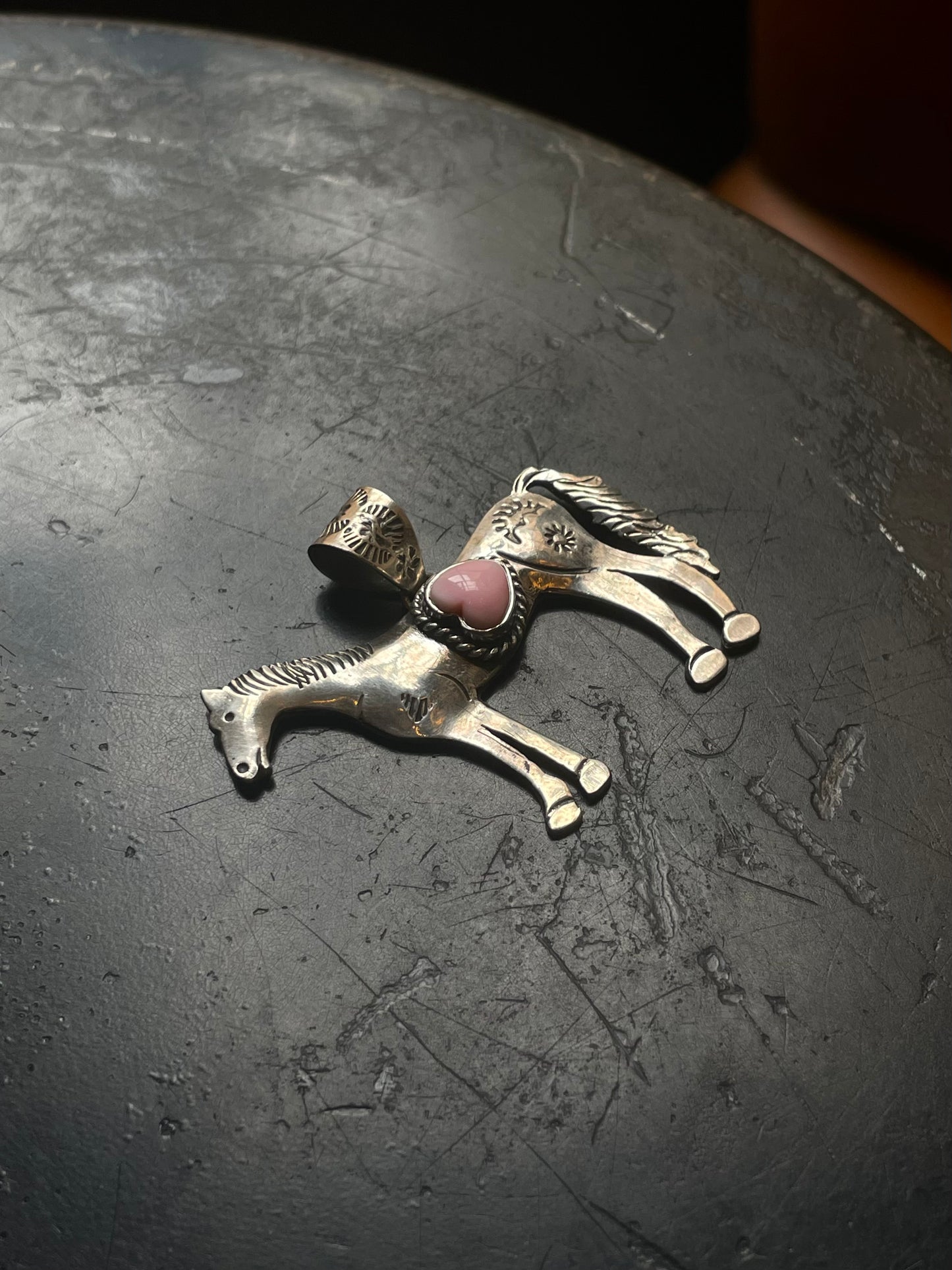 Pink Conch Horse Pendant | Sterling Silver E720