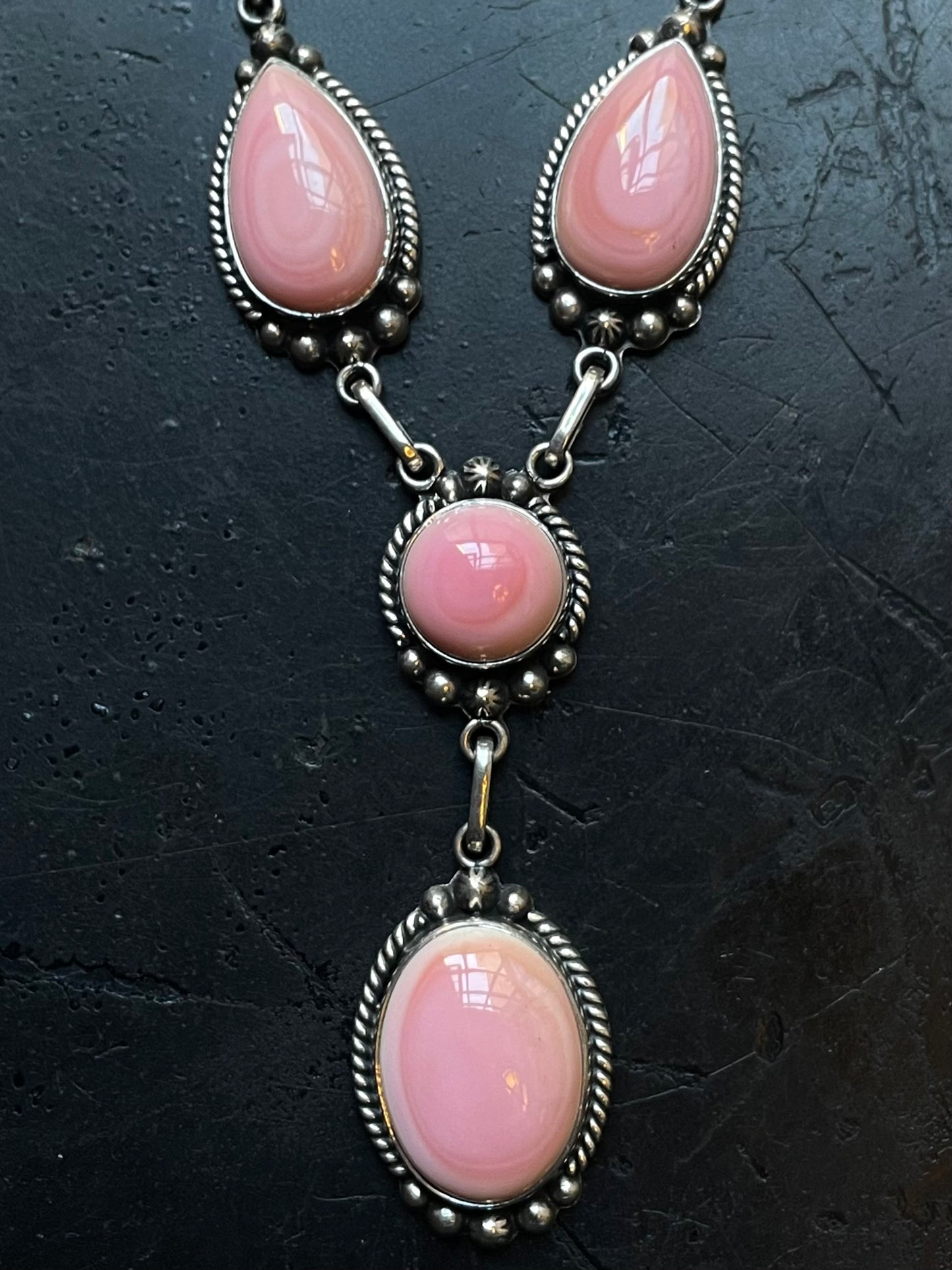 Pink Conch Lariat Necklace | Graduated Oval Stations | 925 Silver E574