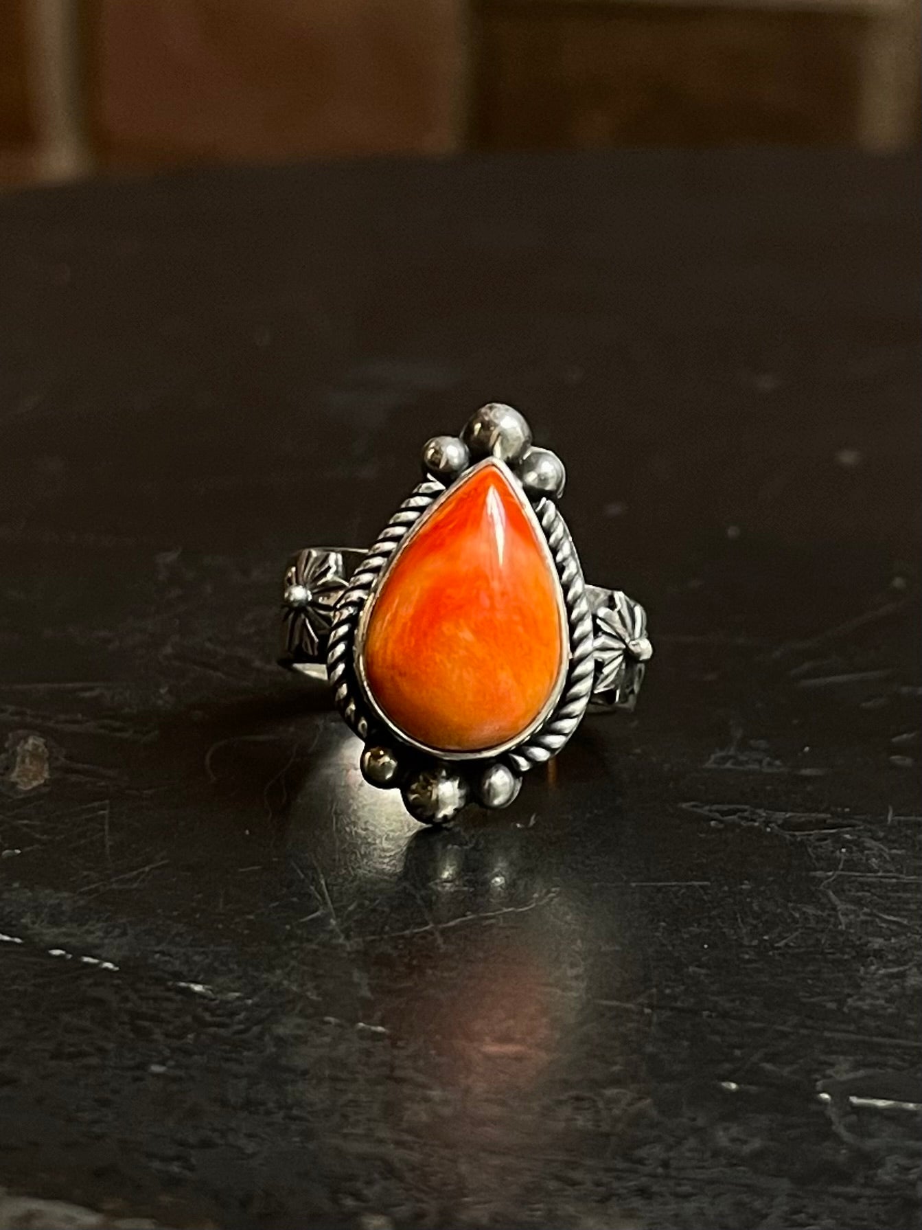 Spiny Oyster Tear Drop Ring | 925 Sterling Silver Size 9 E443