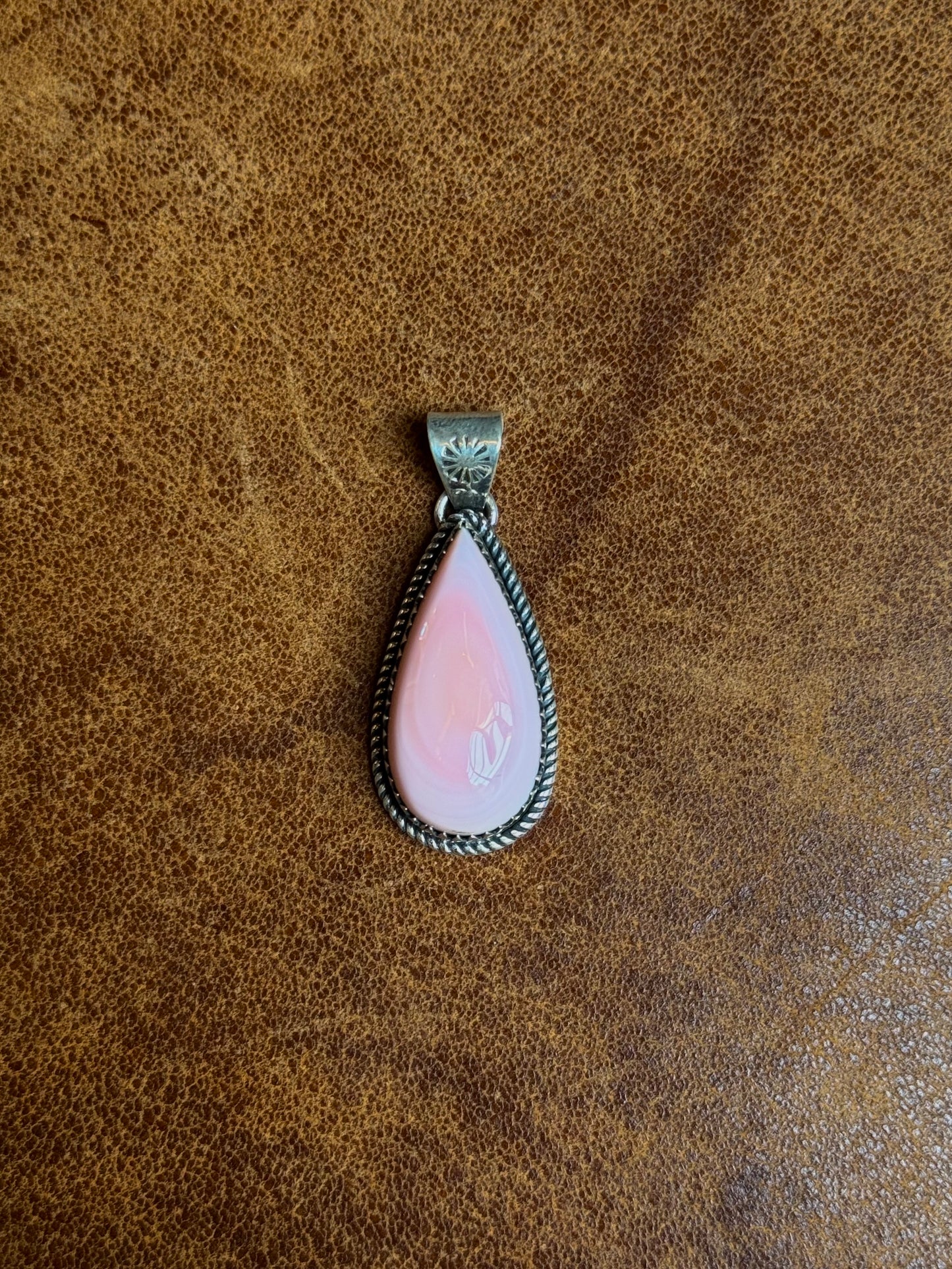 Pink Conch Tear Drop Pendant | Sterling Silver | A824