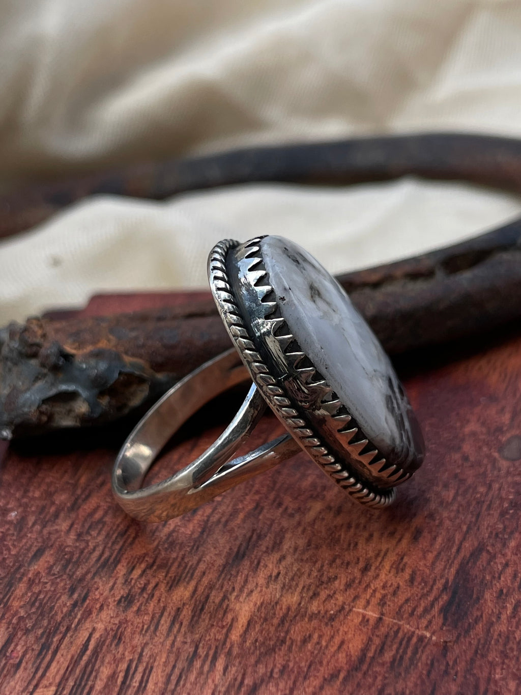 White Buffalo Ring Size 10 | 925 Sterling Silver C427