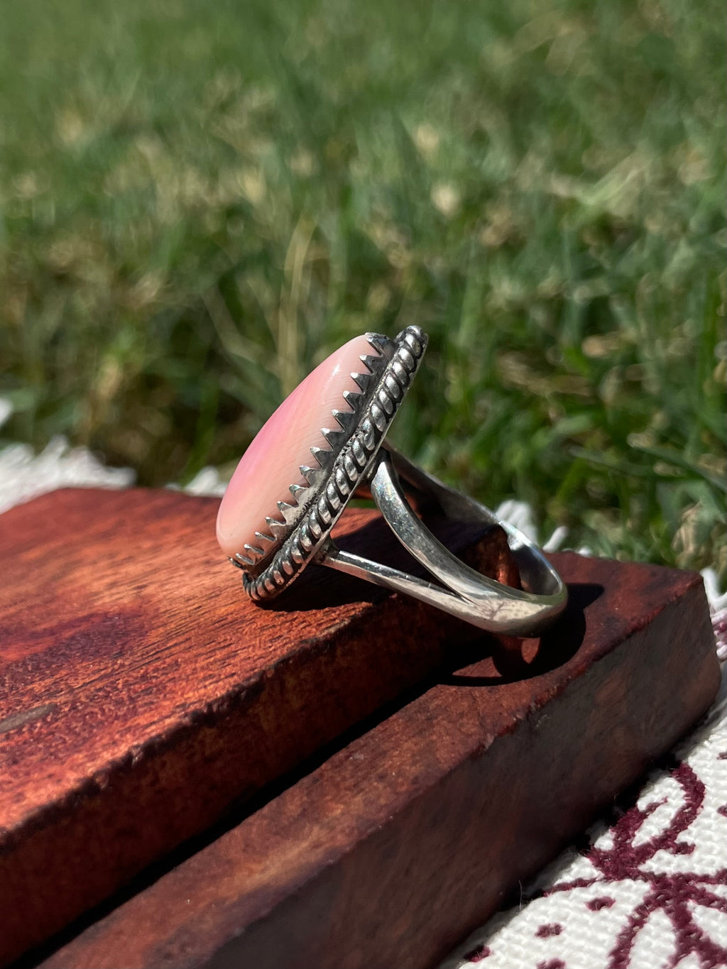 Pink Conch Teardrop Ring | 925 Sterling Silver Size 9 D303