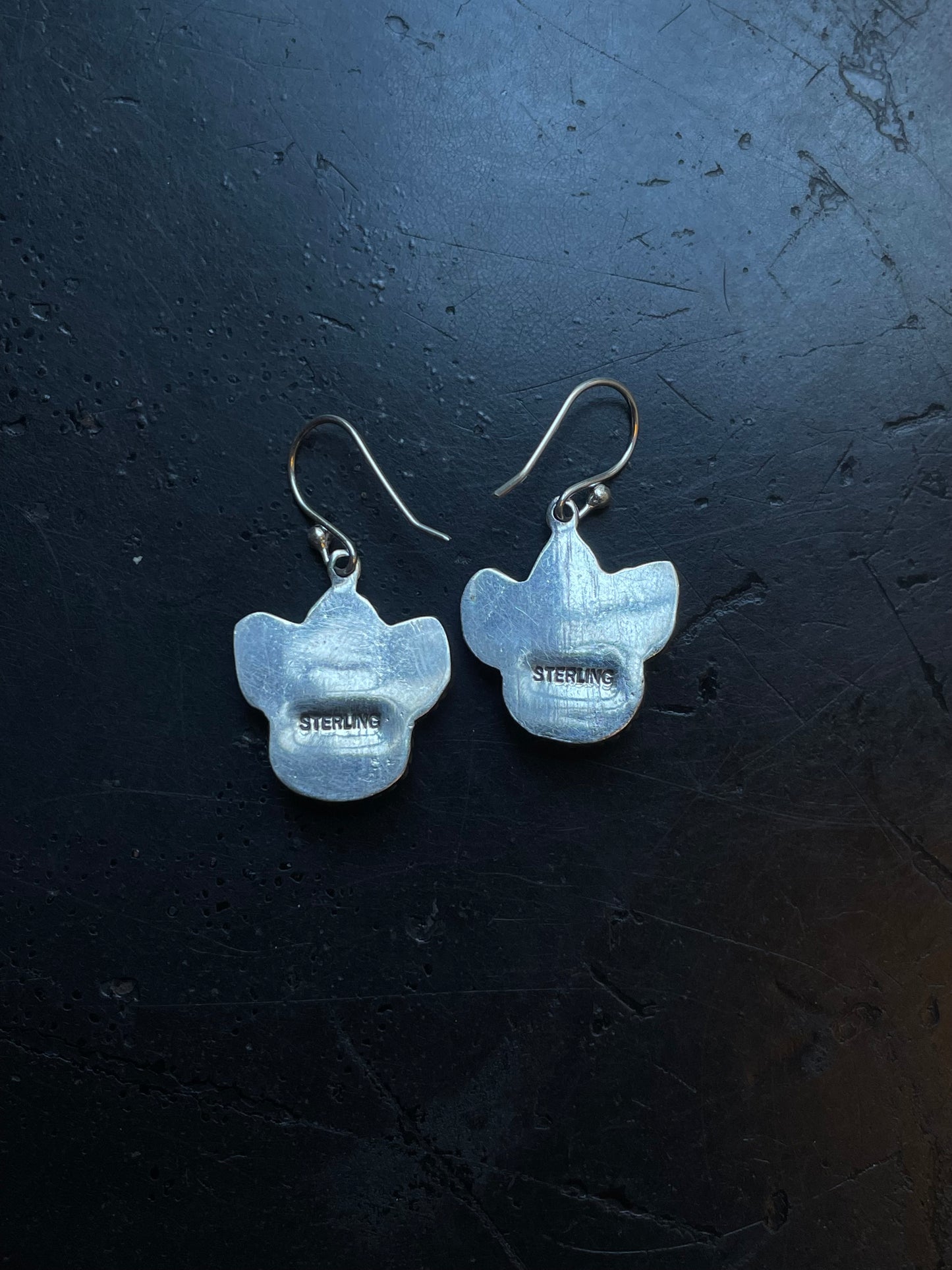 Spiny Oyster Paw Dangle Earrings | 925 Sterling Silver E373