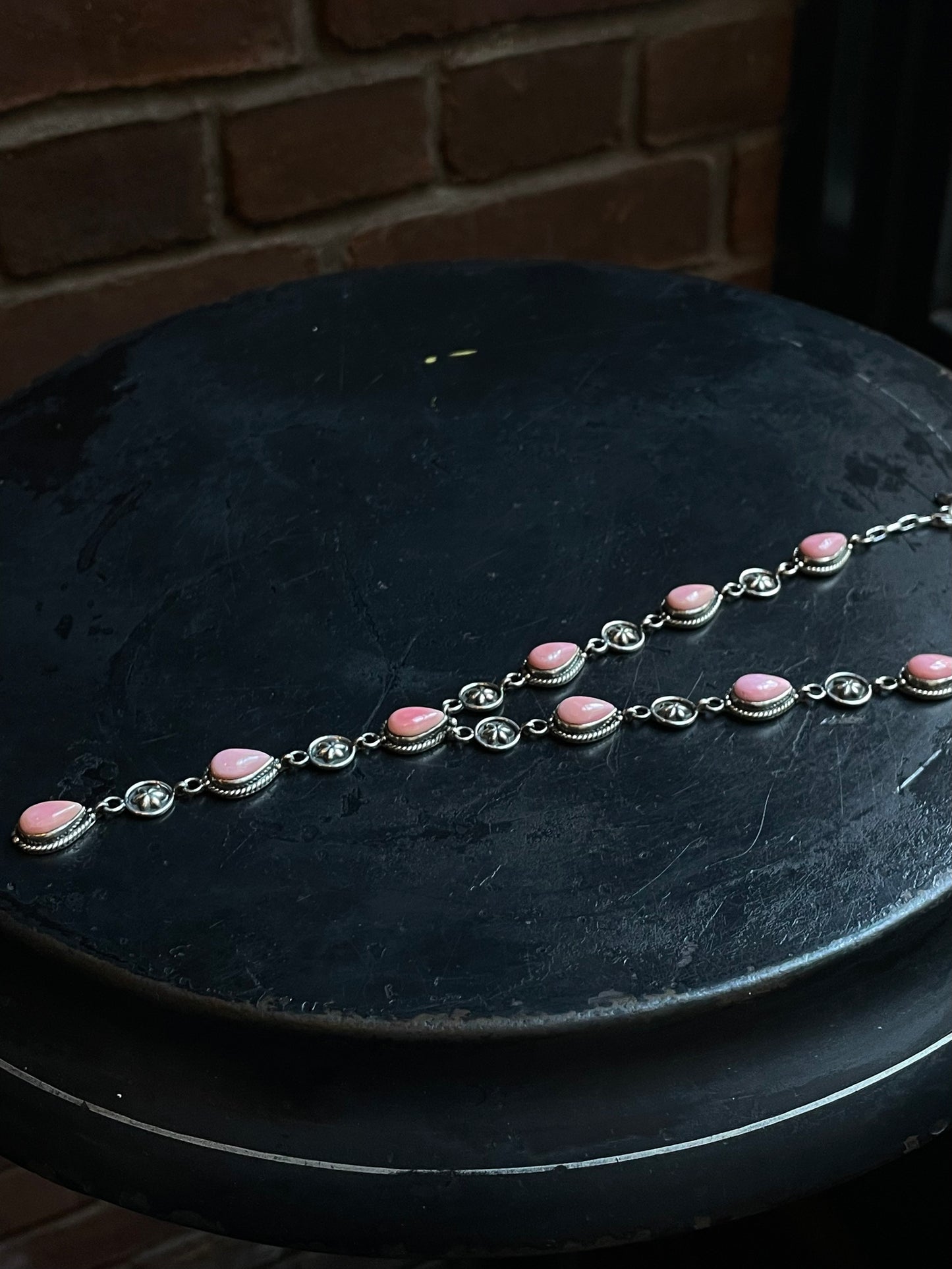 Pink Conch Tear Drop Necklace | 925 Sterling Silver E368