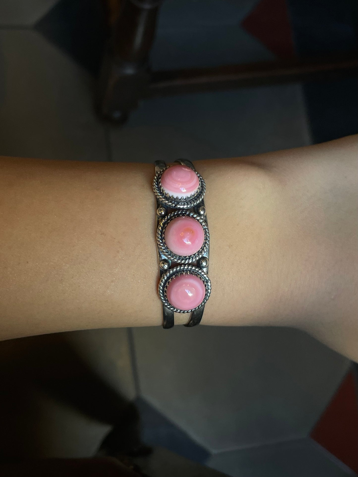 Pink Conch Cuff Bracelet | Sterling Silver 925 C744