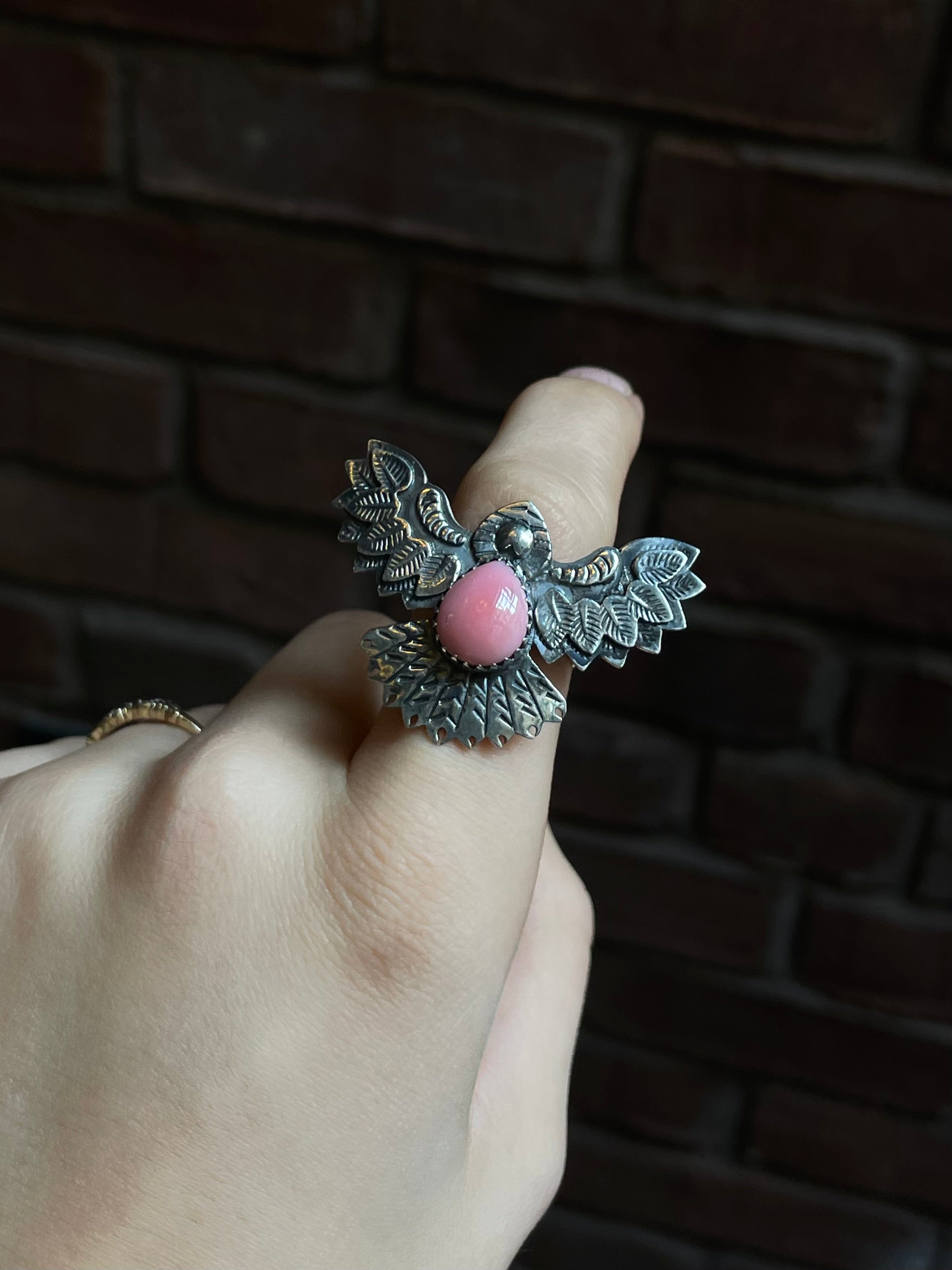 Pink Conch Thunderbird Ring Size 9 | 925 Sterling Silver C928