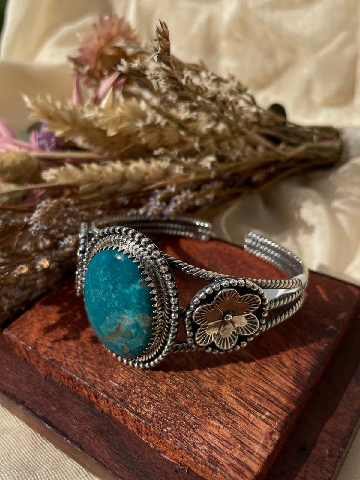 Turquoise Floral Cuff Bracelet | 925 Sterling Silver D273