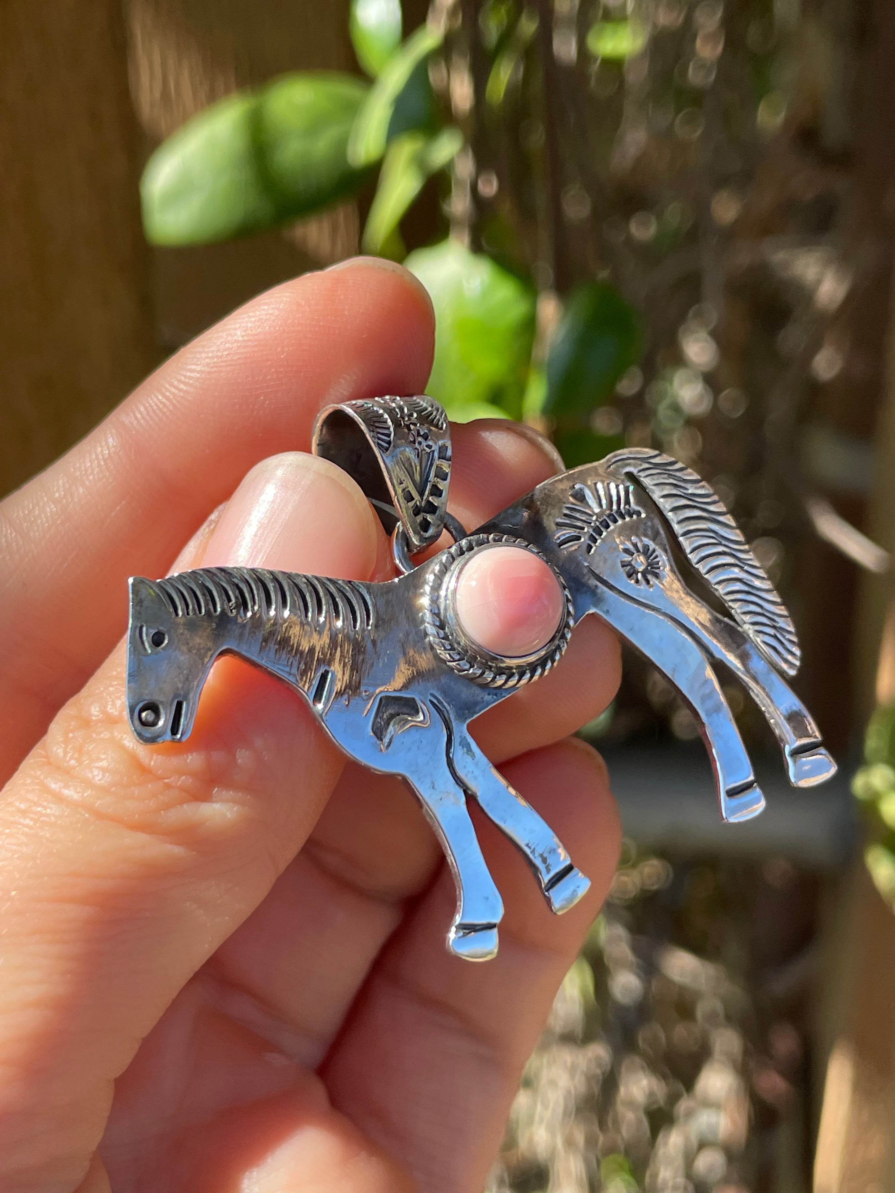 Pink Horse Conch Pendant | 925 Sterling Silver B913